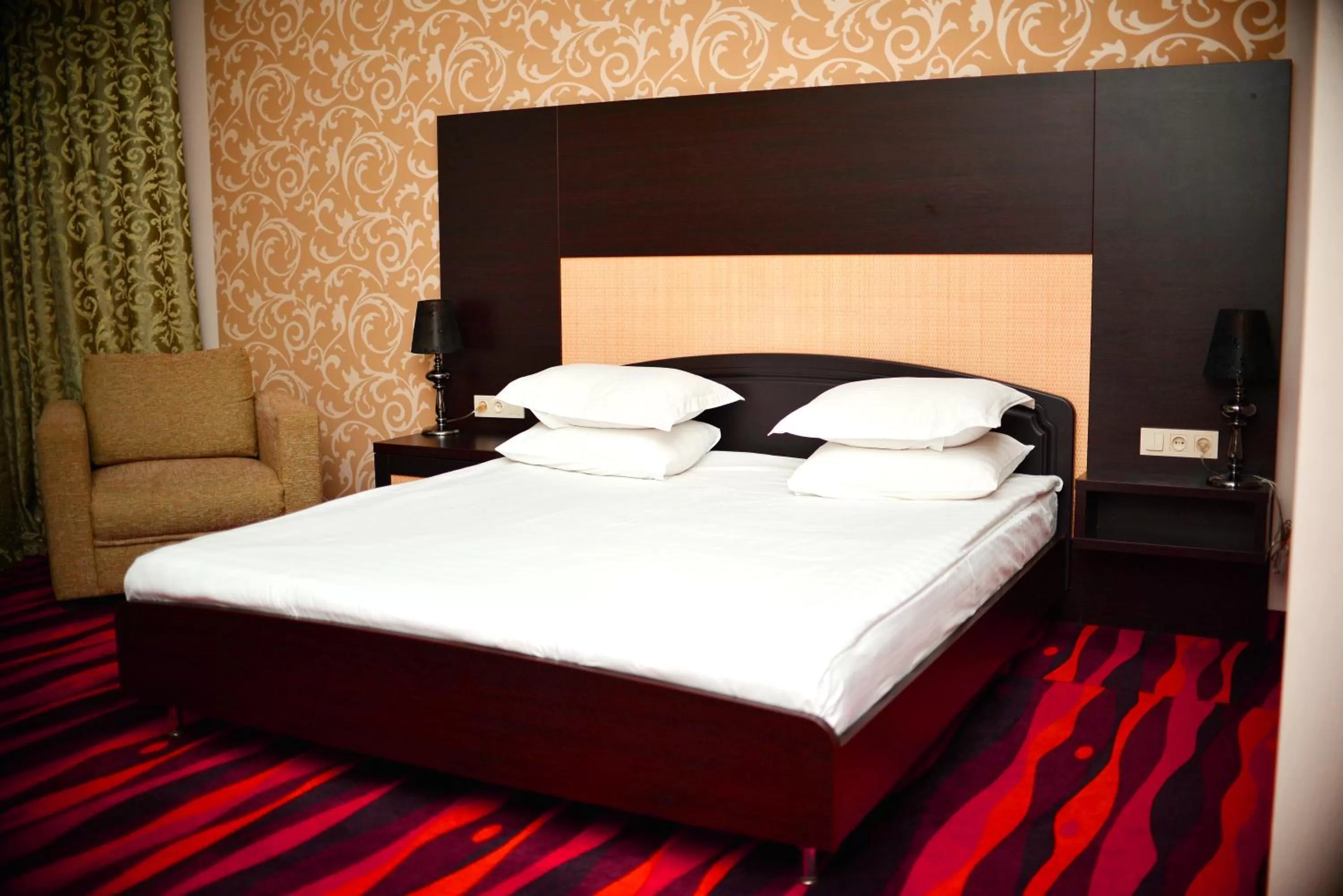 Bed in Sapar Standart Hotel
