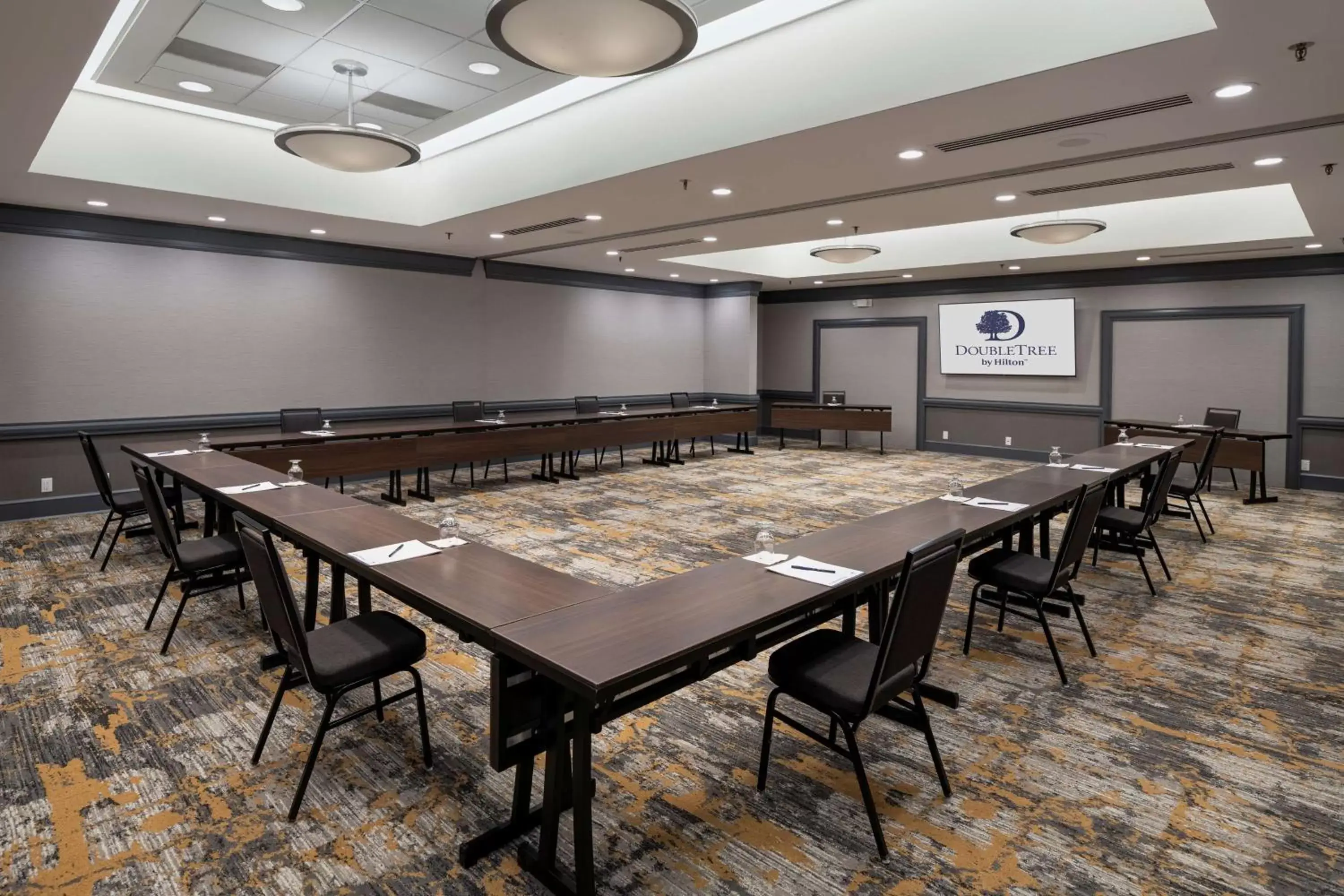 Meeting/conference room in Doubletree By Hilton Madison East