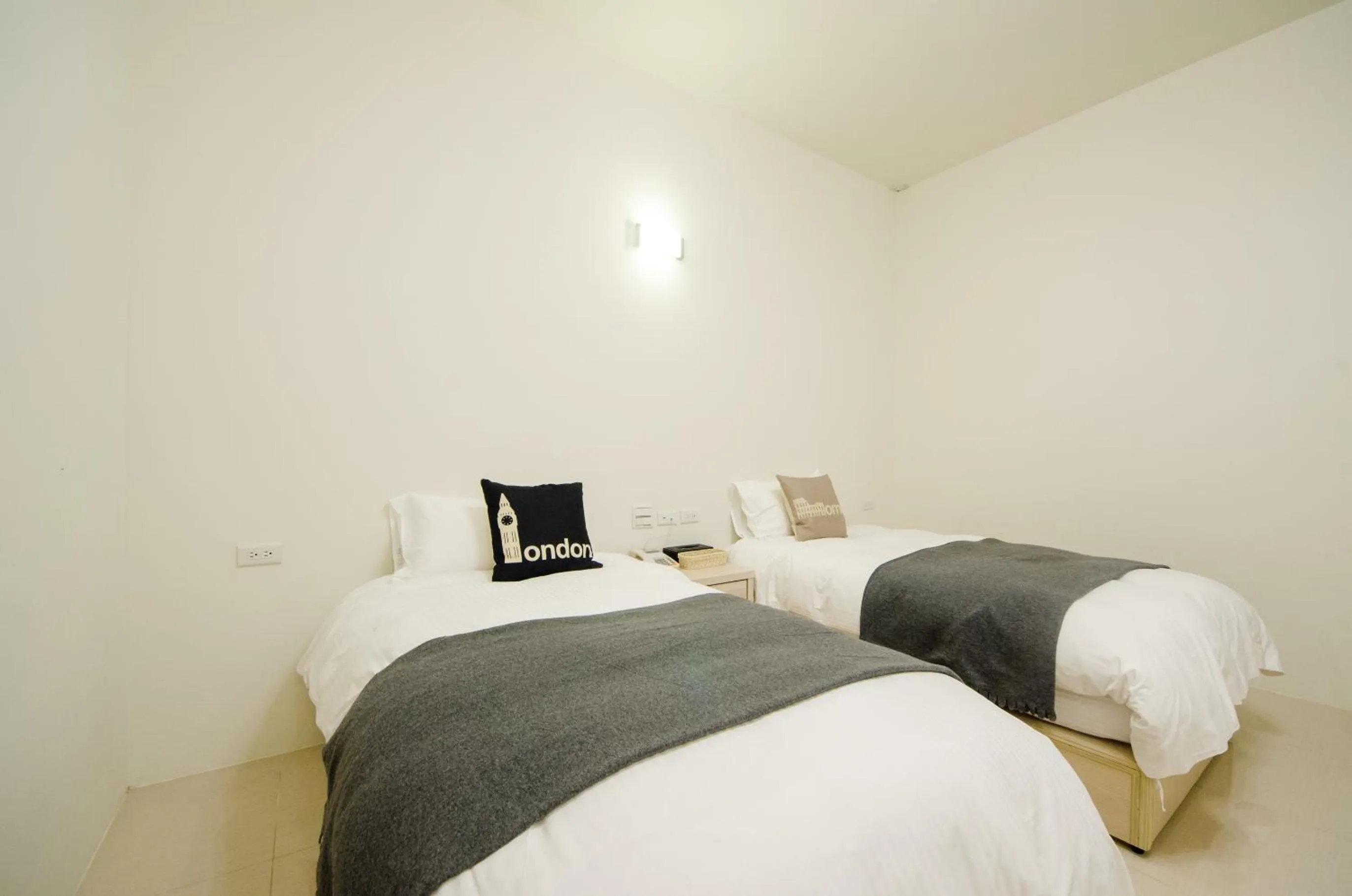 bunk bed, Bed in Successful 168 B&B