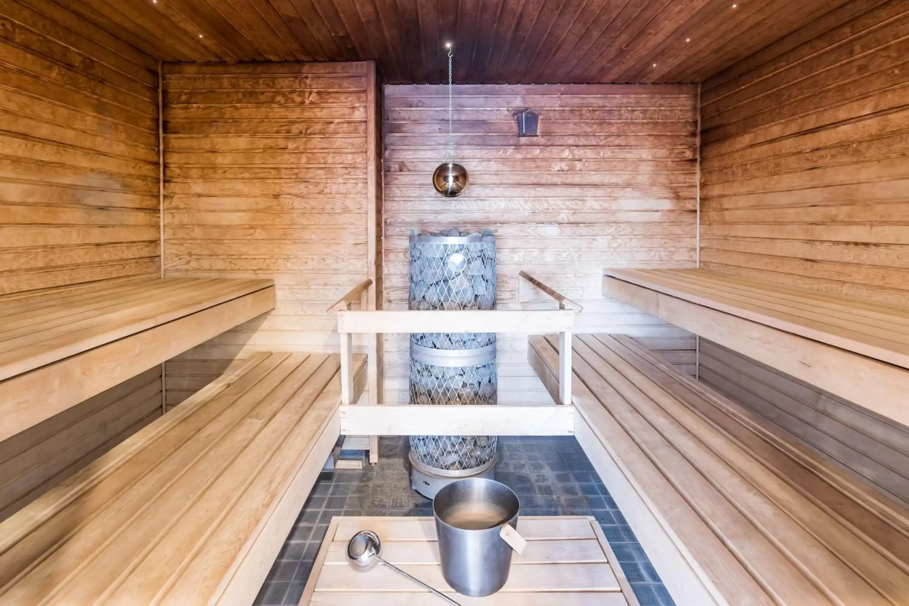 Sauna in Radisson Blu Plaza Hotel, Helsinki