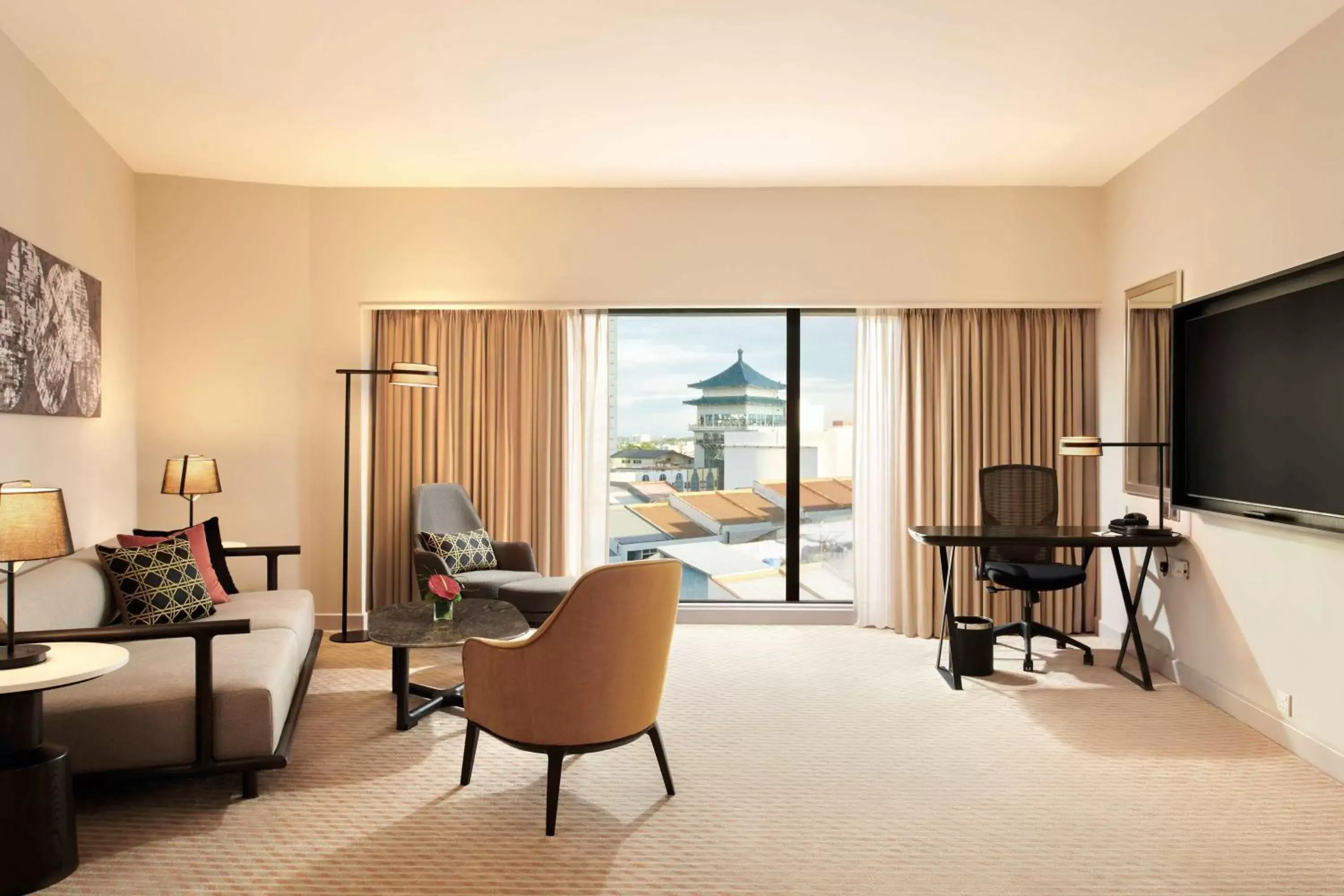 Bedroom, Seating Area in Hilton Kuching Hotel