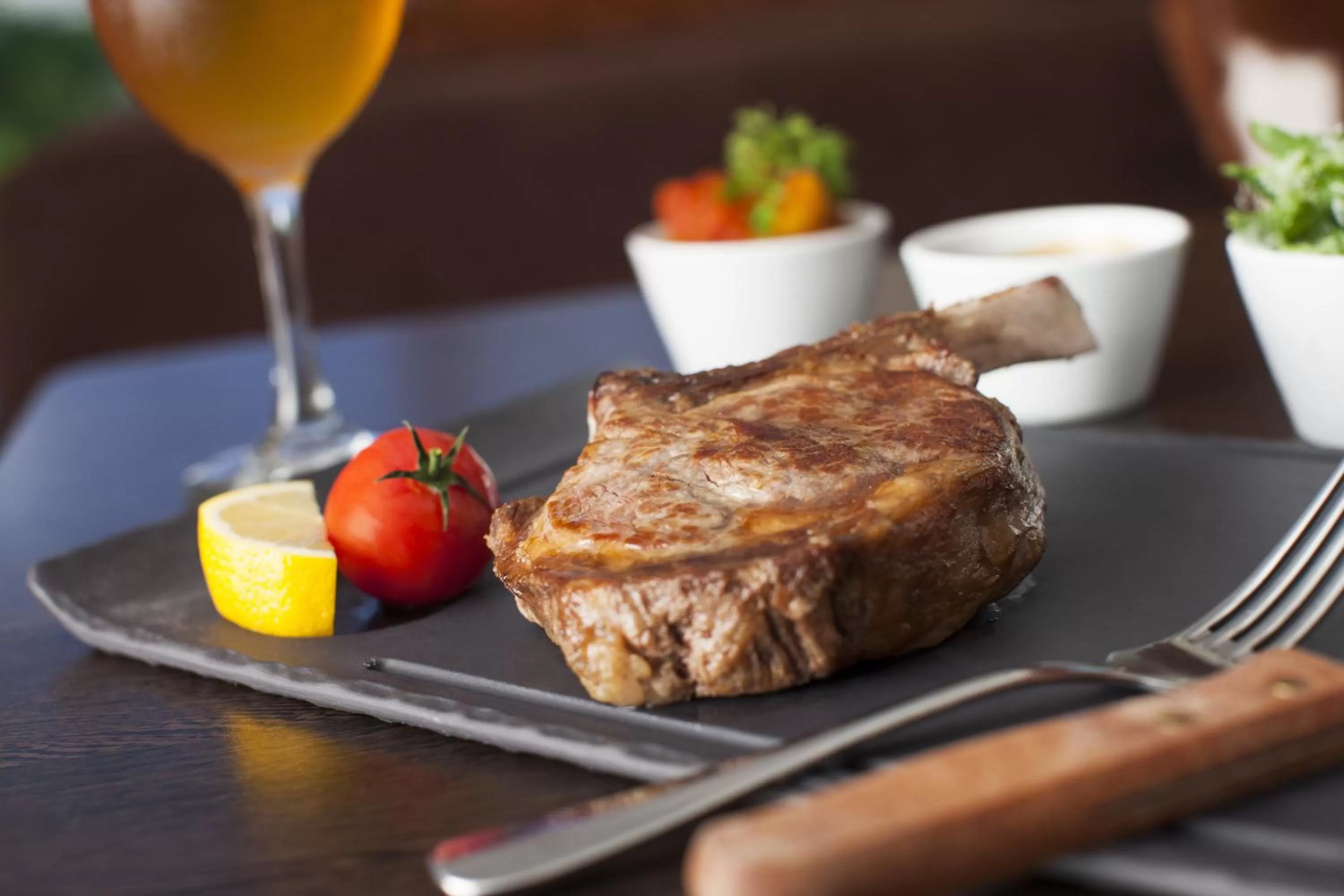 Restaurant/places to eat in The Executive Inn, Newcastle