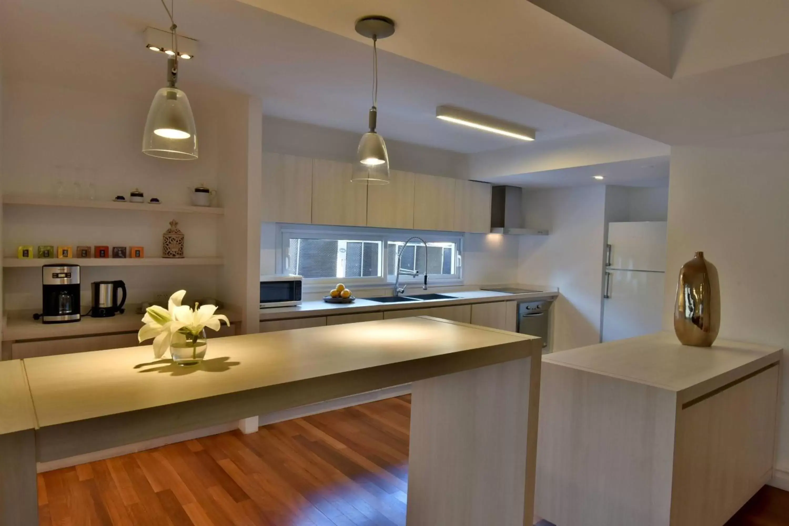 Photo of the whole room, Kitchen/Kitchenette in Buenos Aires Marriott