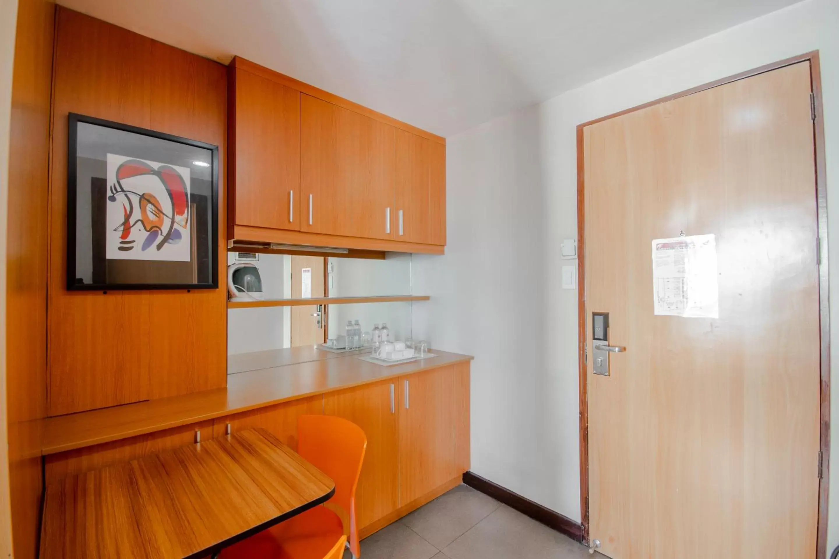 Other, Kitchen/Kitchenette in Capital O 719 Fuente Oro Business Suites