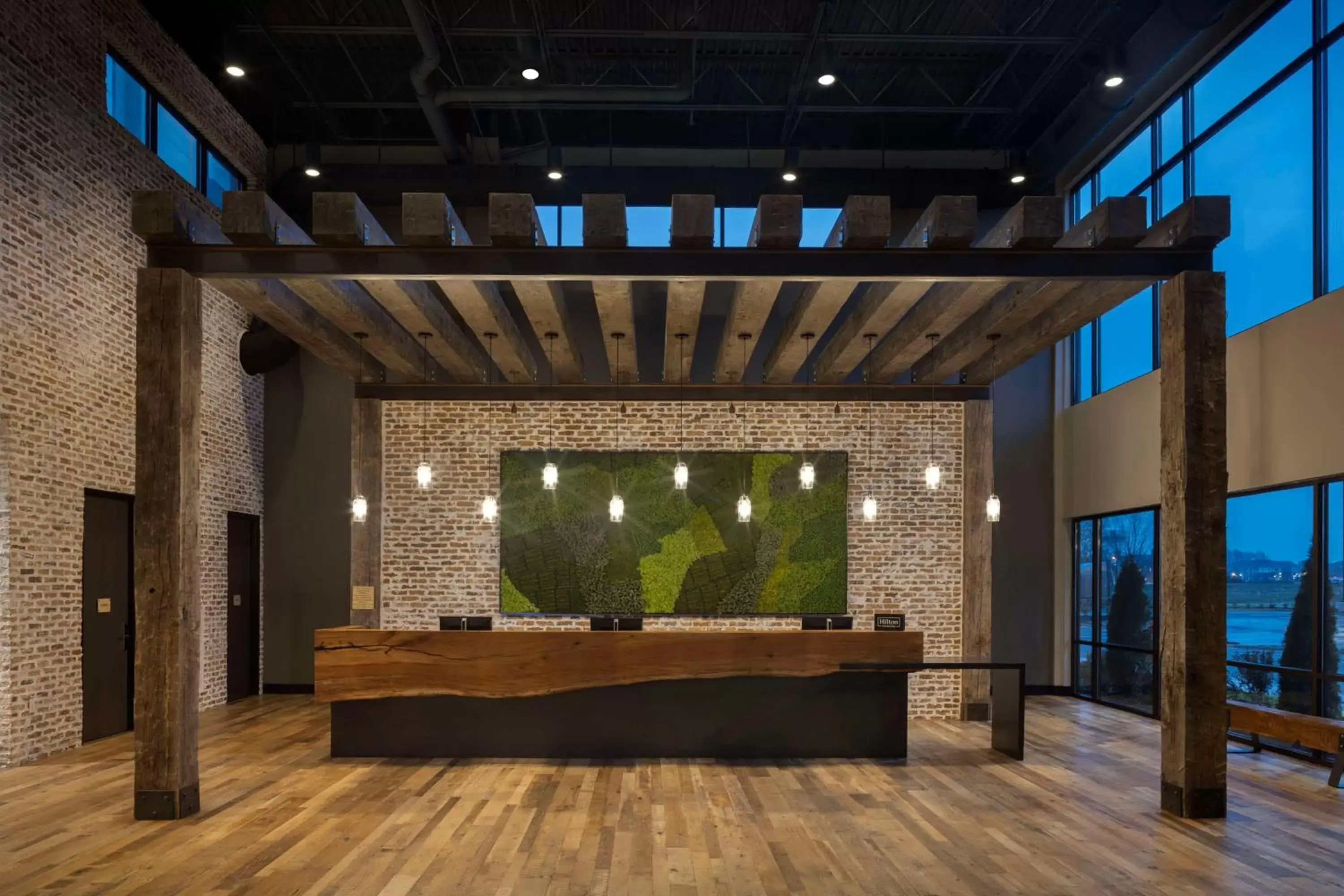 Lobby or reception in Embassy Suites By Hilton Bowling Green