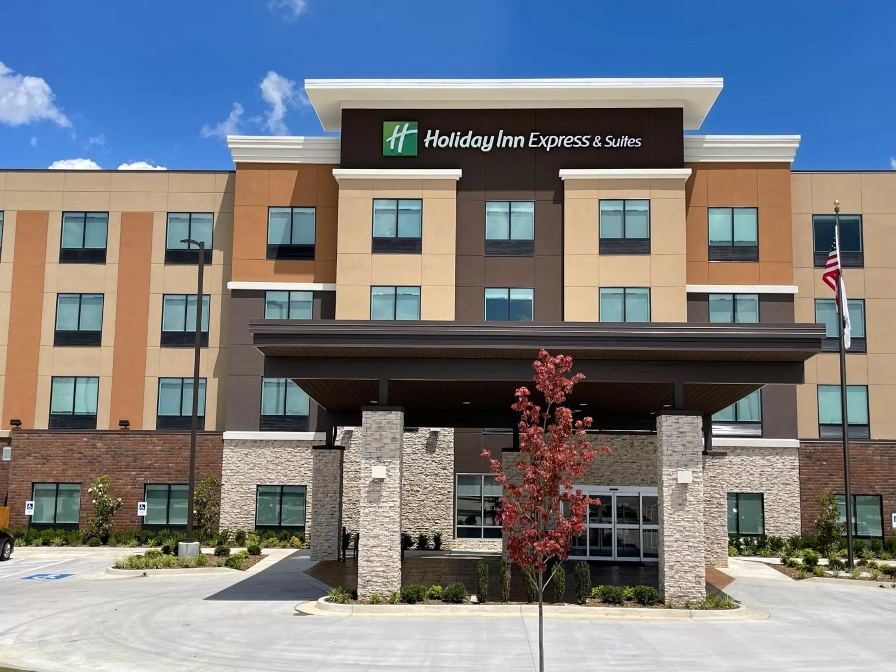 Property building in Holiday Inn Express & Suites - Ft. Smith - Airport by IHG