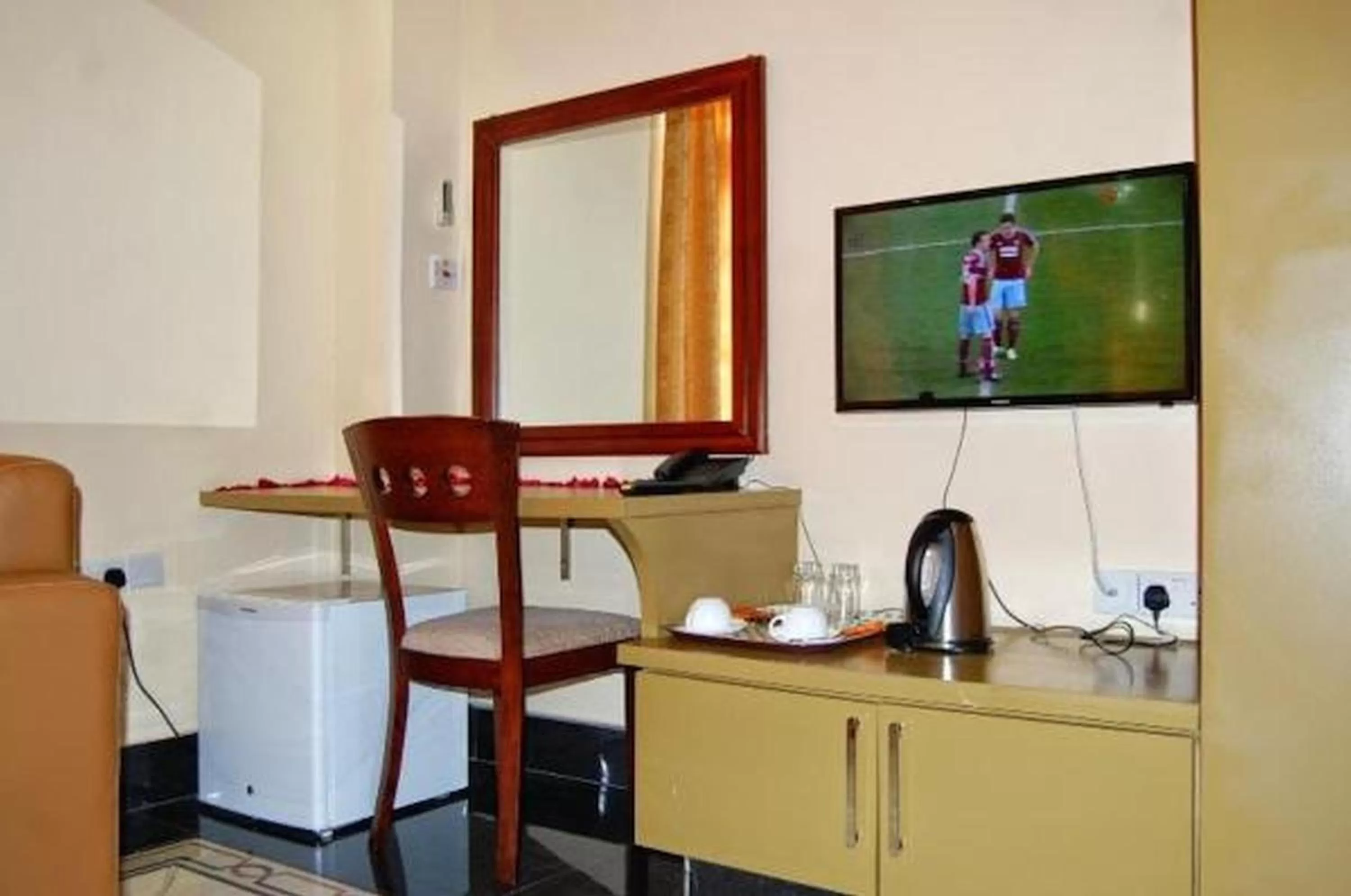 Living room in Lantana Hotel