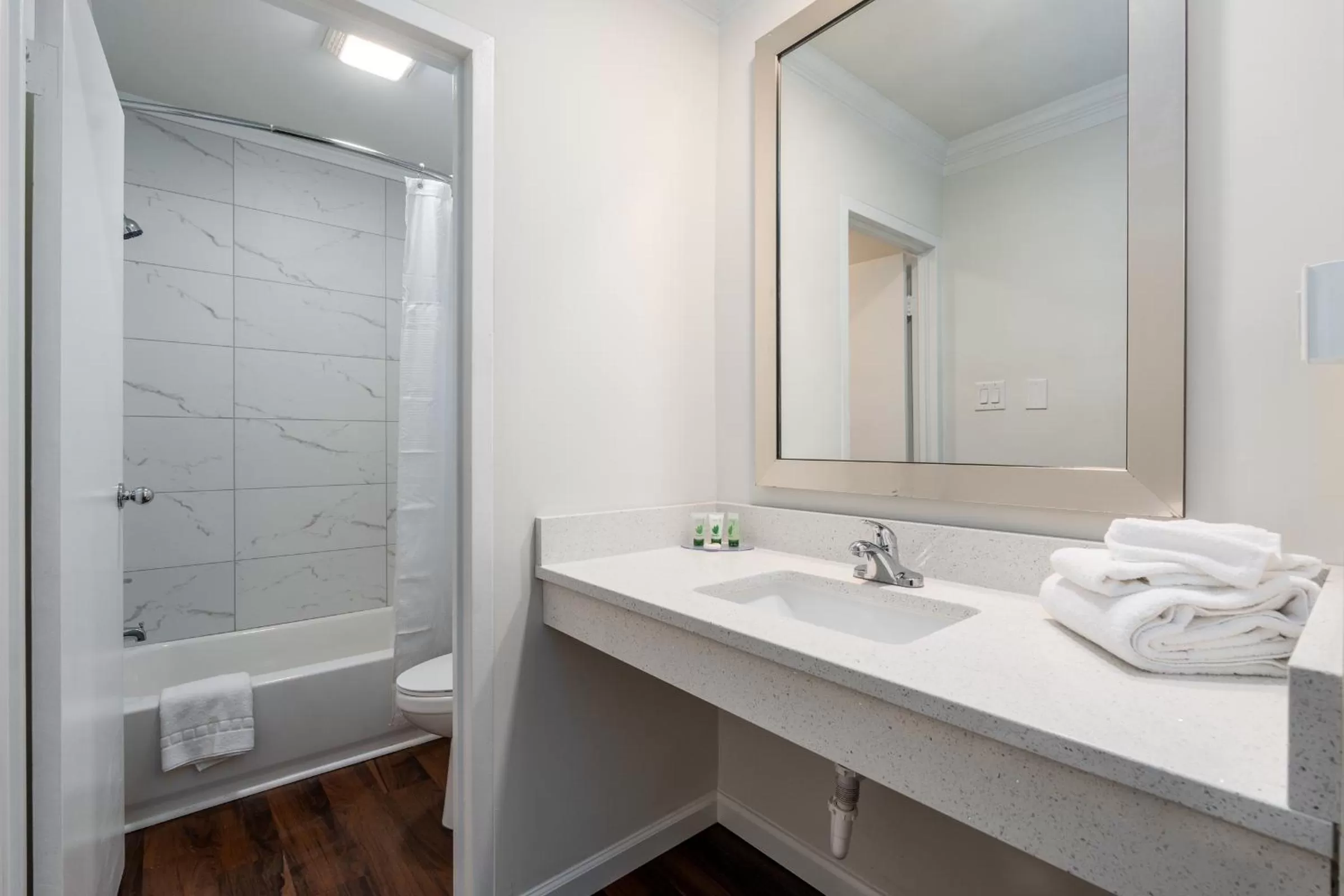 Shower in Crewe Boutique Inn