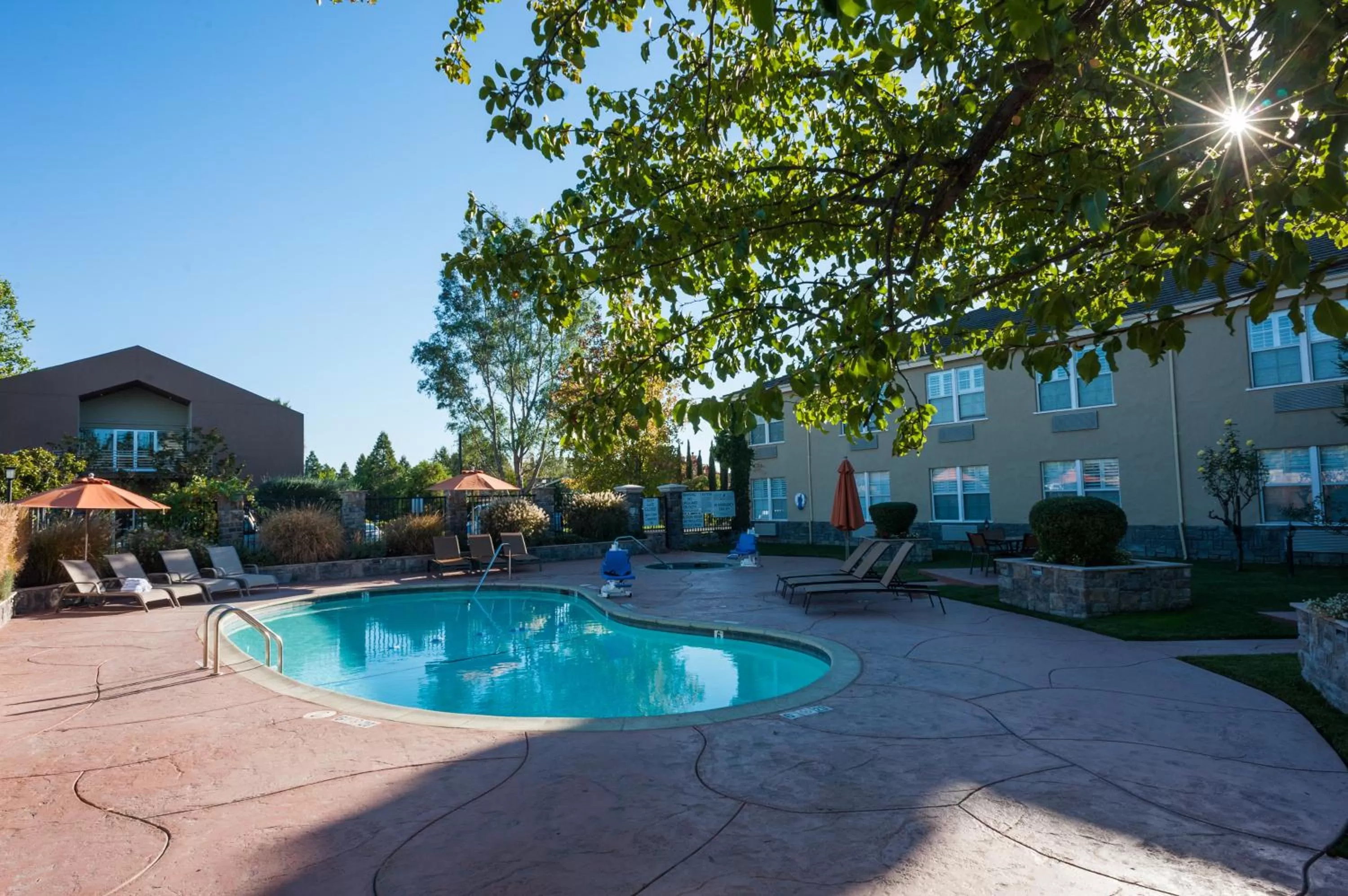 Restaurant/places to eat in Hotel Indigo Napa Valley by IHG