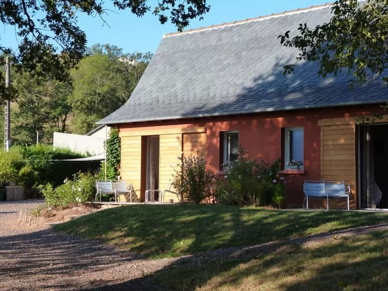 Garden, Property Building in Chambre d'Hotes Le Ponsonnet