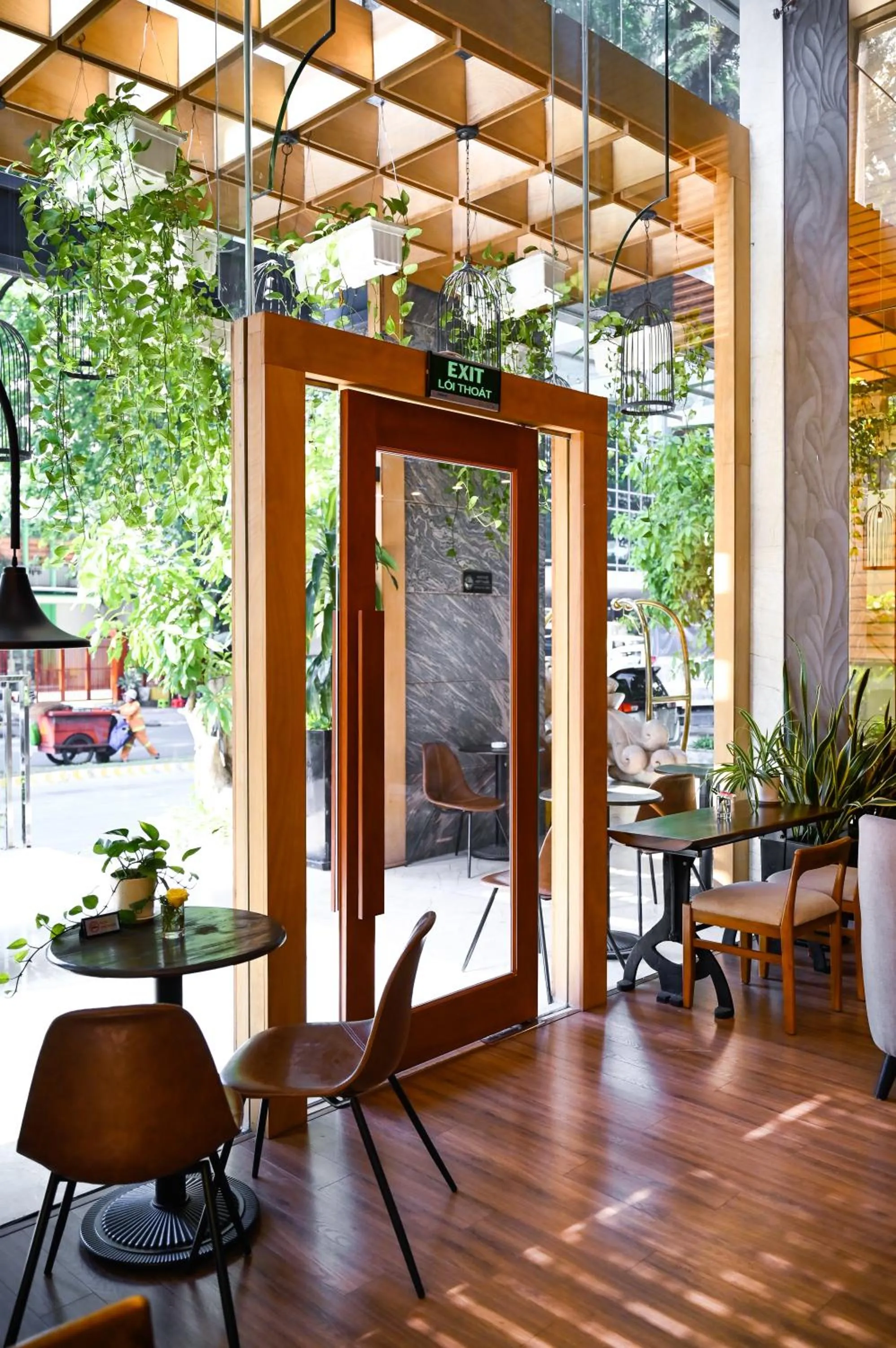 Lounge or bar in Muong Thanh Grand Saigon Centre Hotel