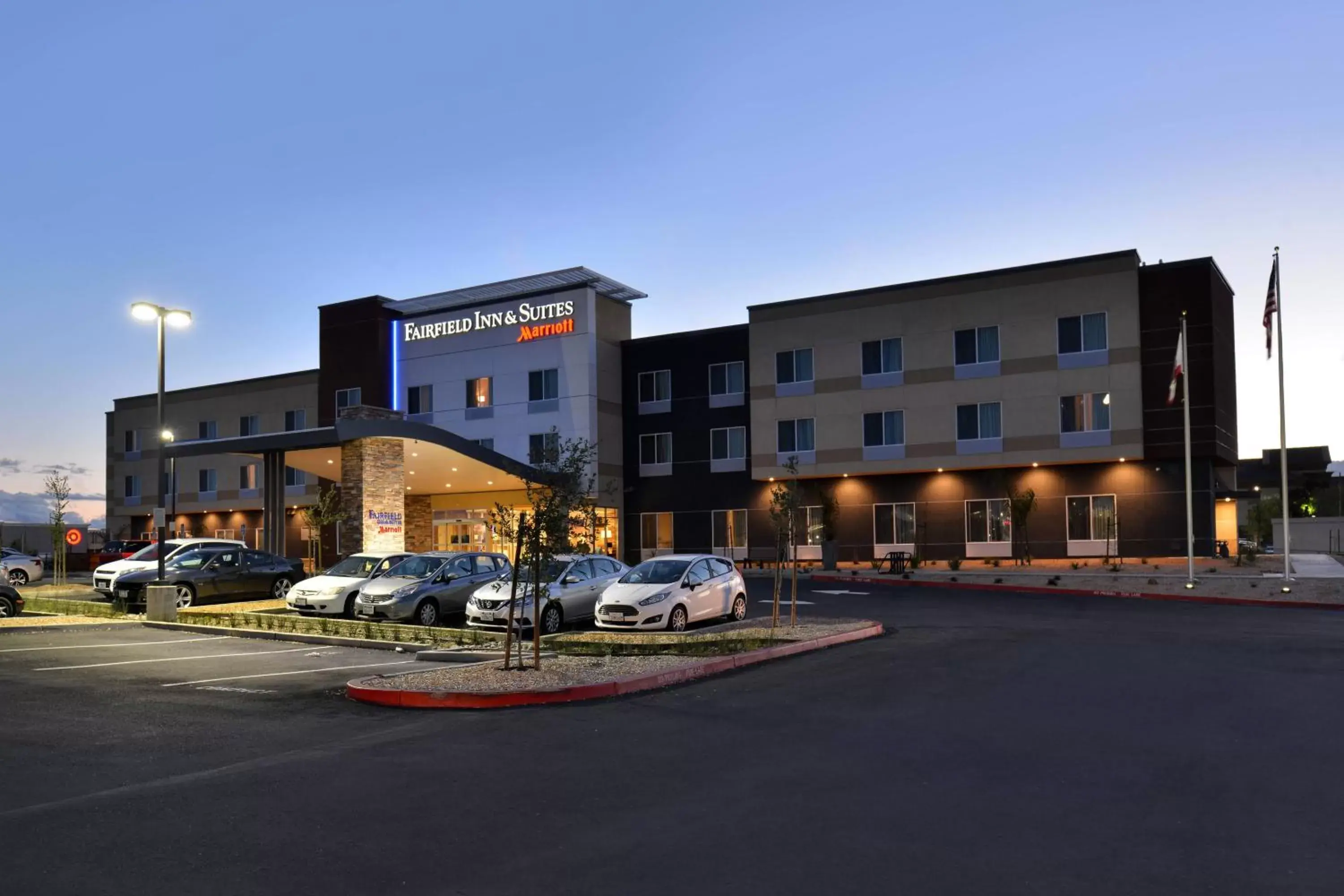 Property Building in Fairfield Inn & Suites by Marriott Sacramento Airport Woodland