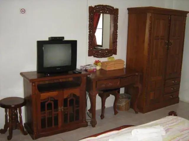 TV and multimedia, TV/Entertainment Center in Lamoon Lamai Residence & Guesthouse
