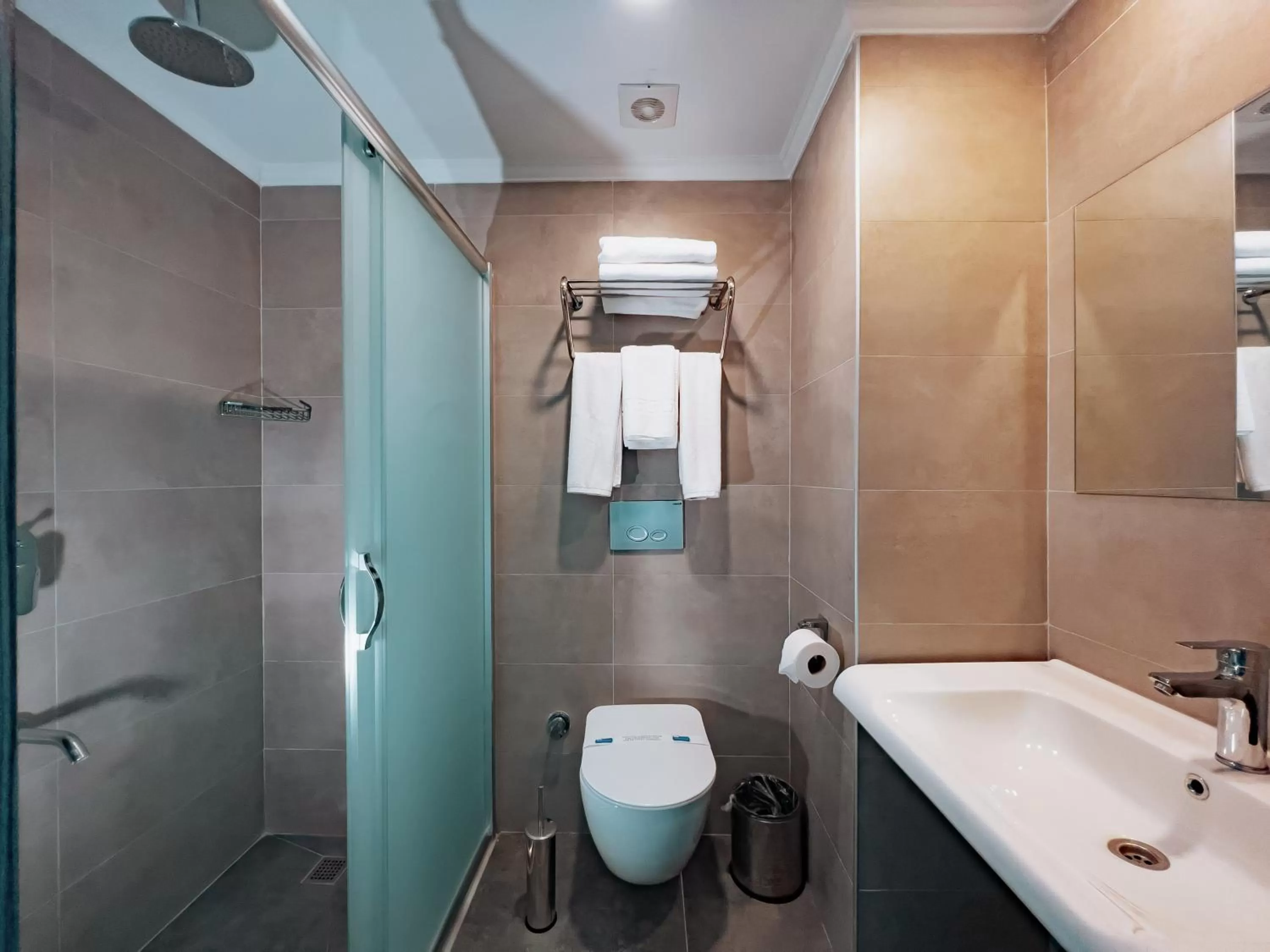 Public Bath in Yalçındağ Otel Burdur