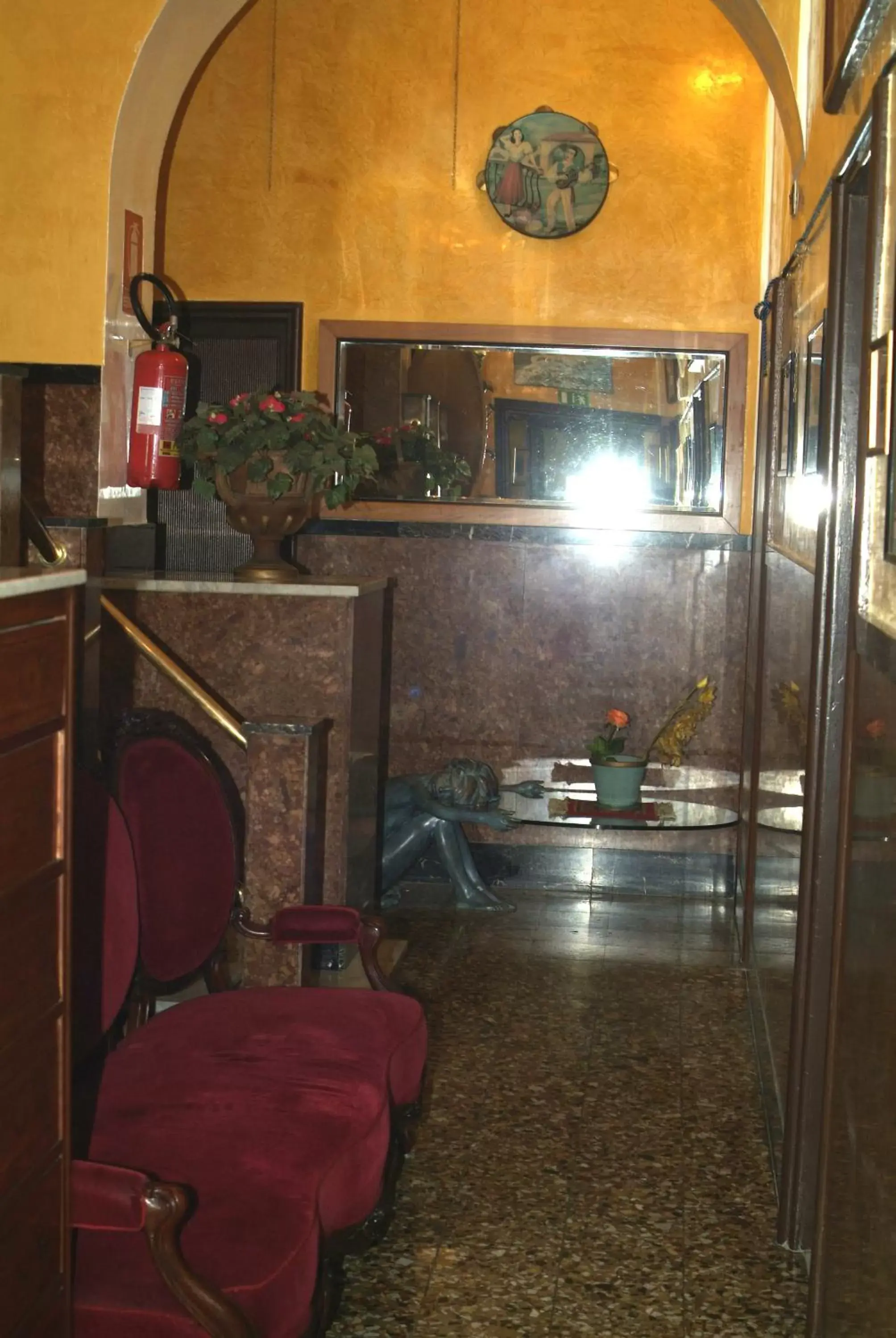 Decorative detail, Kitchen/Kitchenette in Hotel Touring