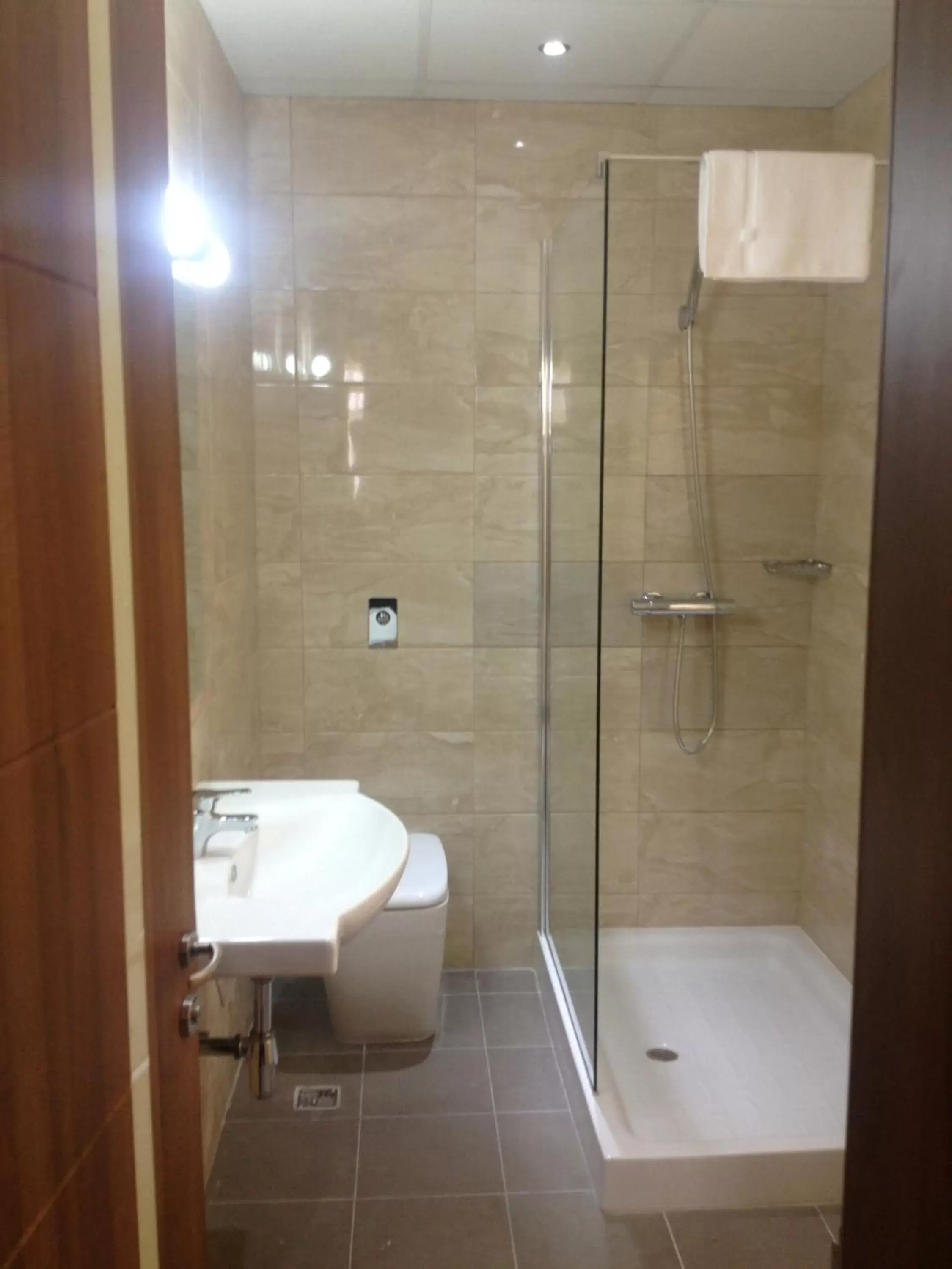 Bathroom in Grand Harbour Hotel