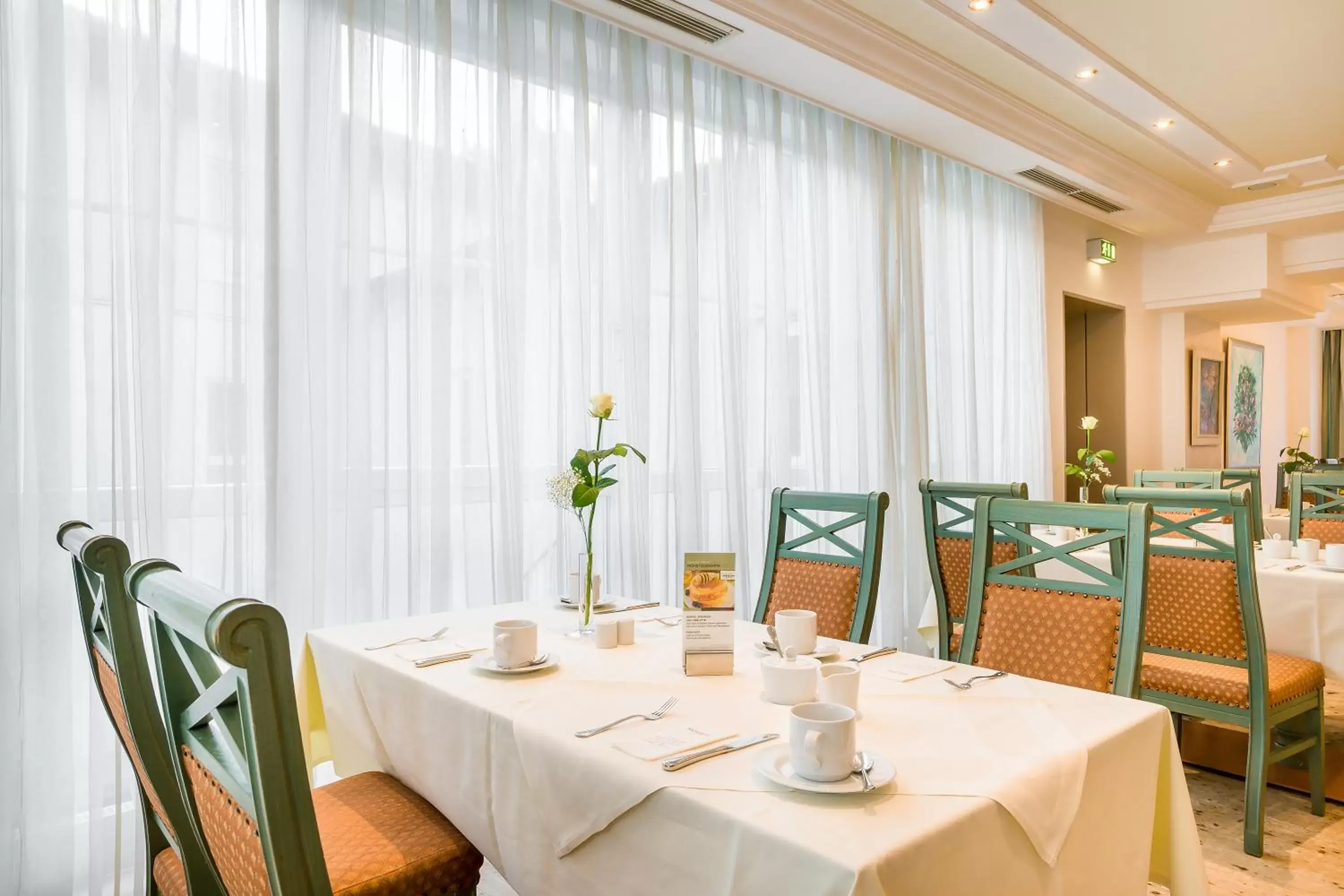 Restaurant/places to eat in Mercure Hotel Ingolstadt Restaurant/places to eat in Mercure Hotel Ingolstadt