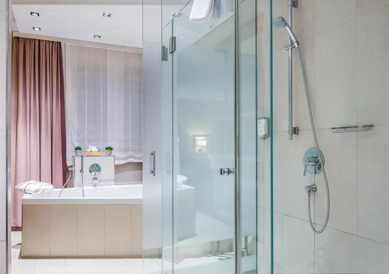 Bathroom in Best Western Premier Novina Hotel Regensburg