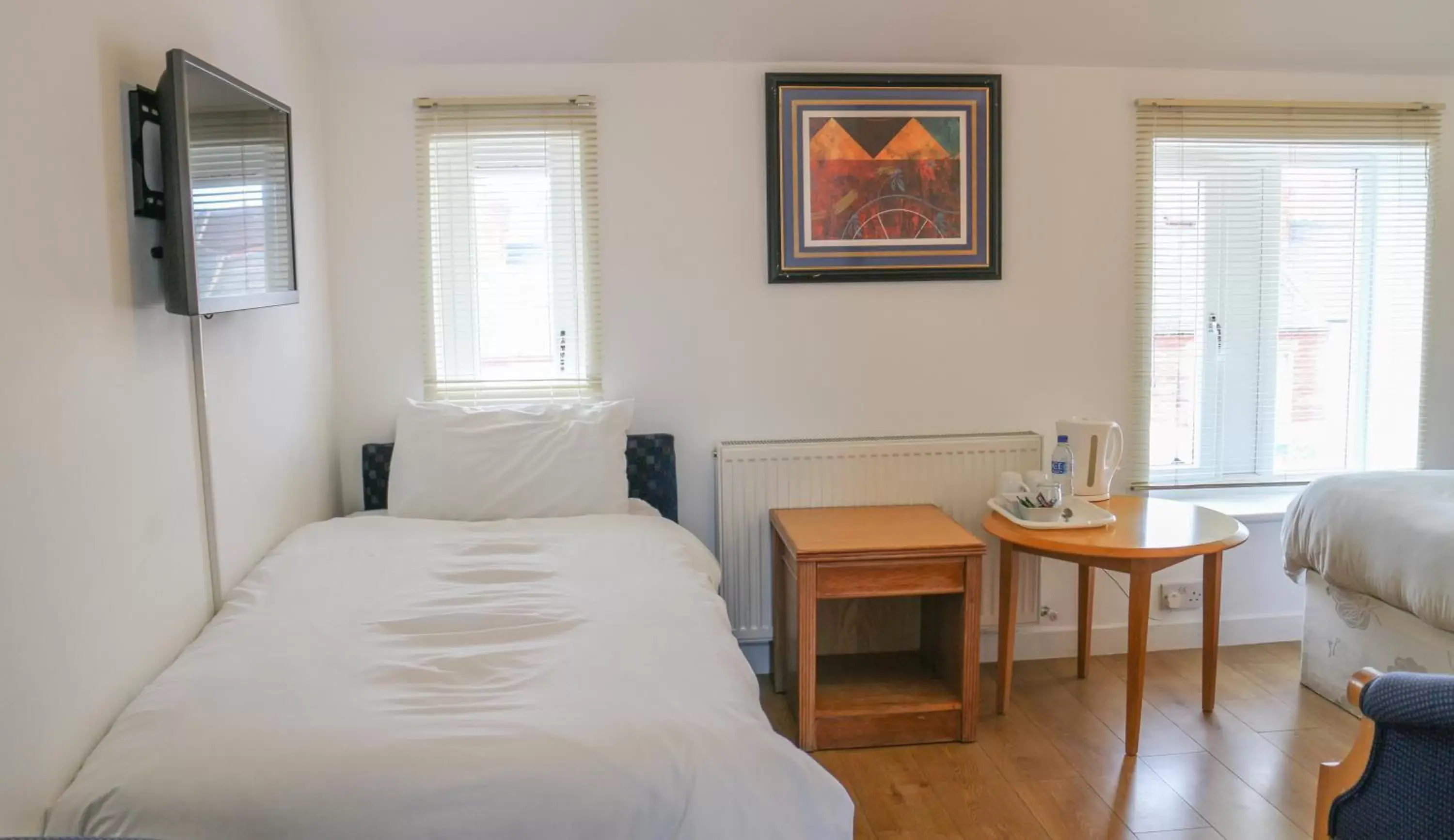 Family Room with Private Bathroom in Oscar Lodge Family Room with Private Bathroom in Oscar Lodge