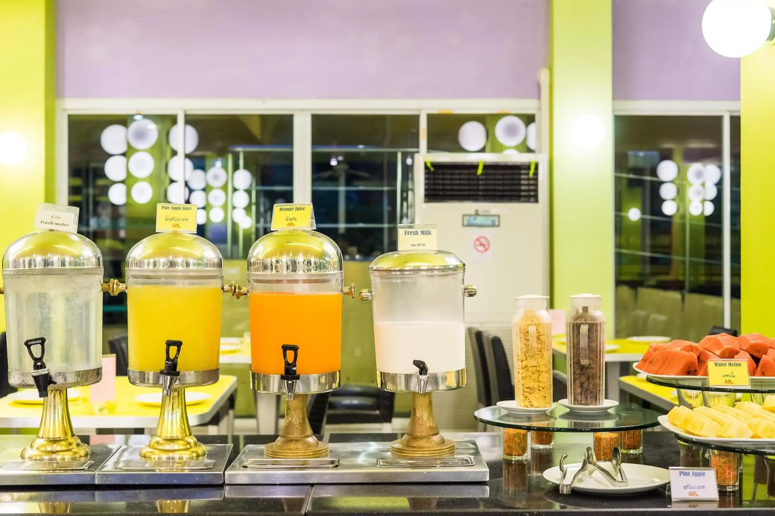 Food and drinks in Bella Express Food and drinks in Bella Express