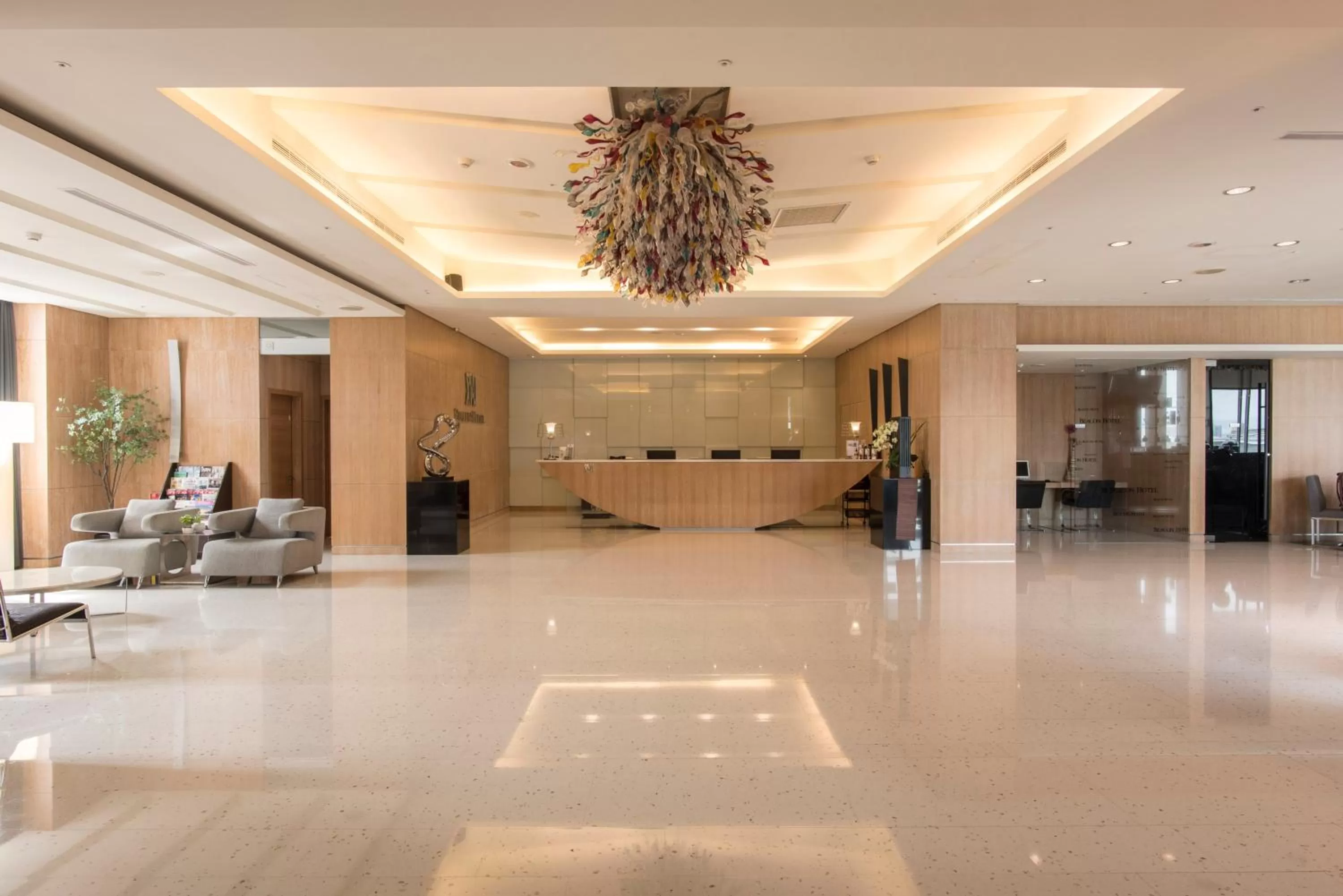Lobby or reception in Beacon Hotel