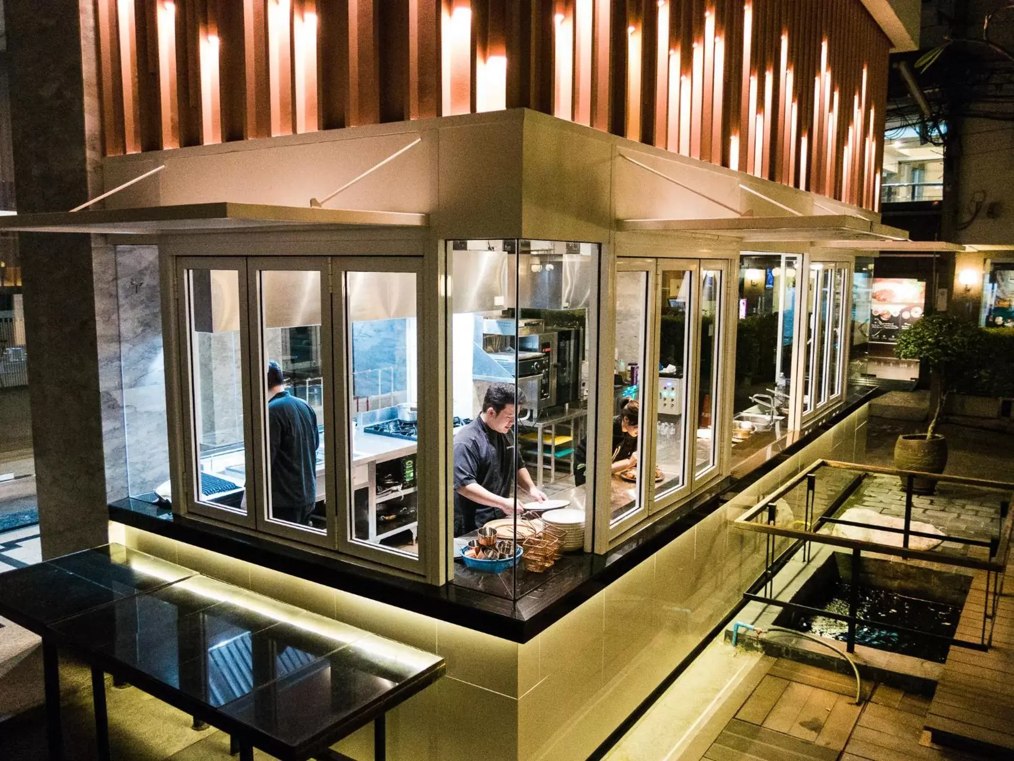 Restaurant/places to eat in Trang Hotel Bangkok - SHA Plus Restaurant/places to eat in Trang Hotel Bangkok - SHA Plus