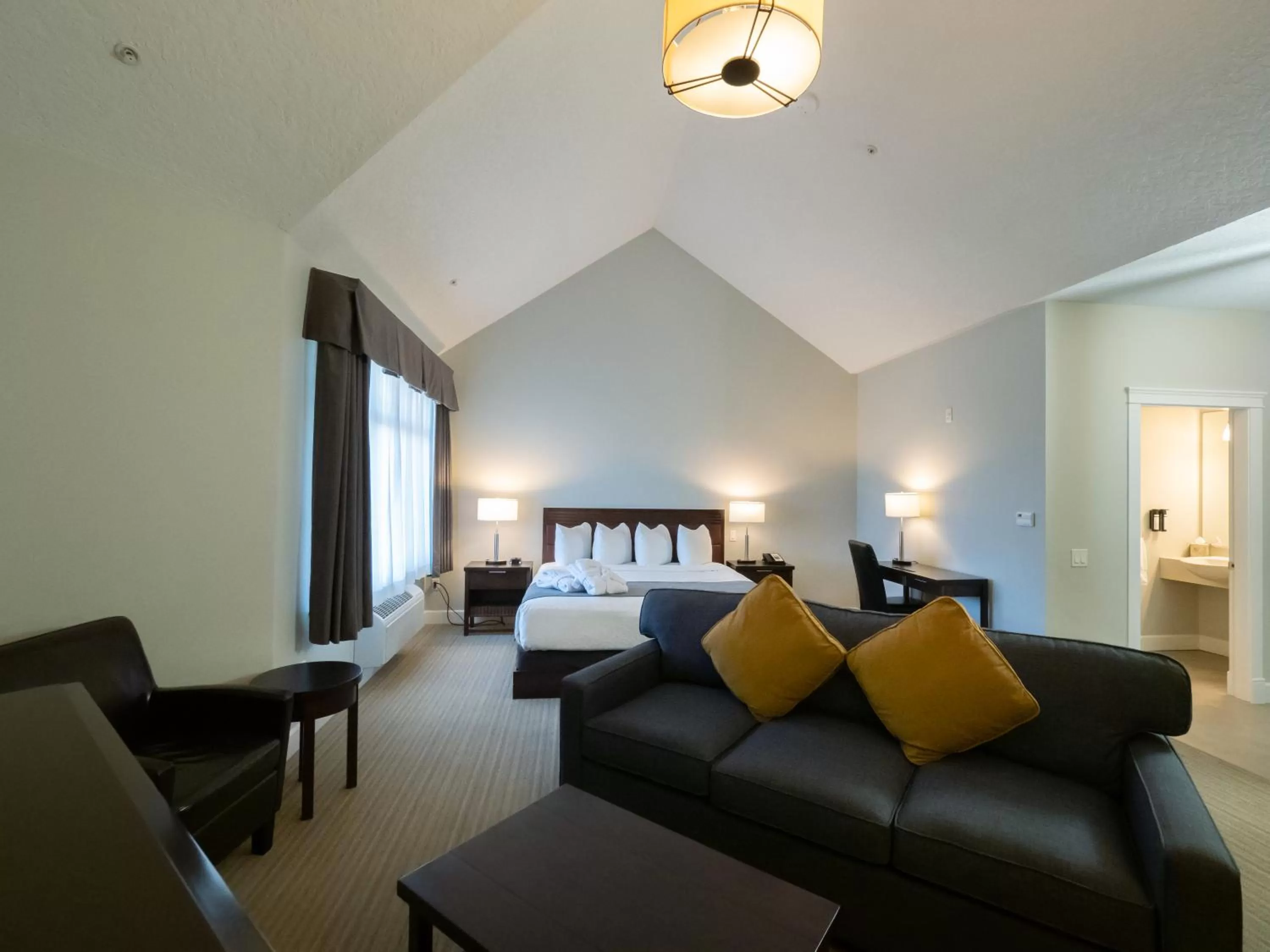 Bed in Old House Hotel