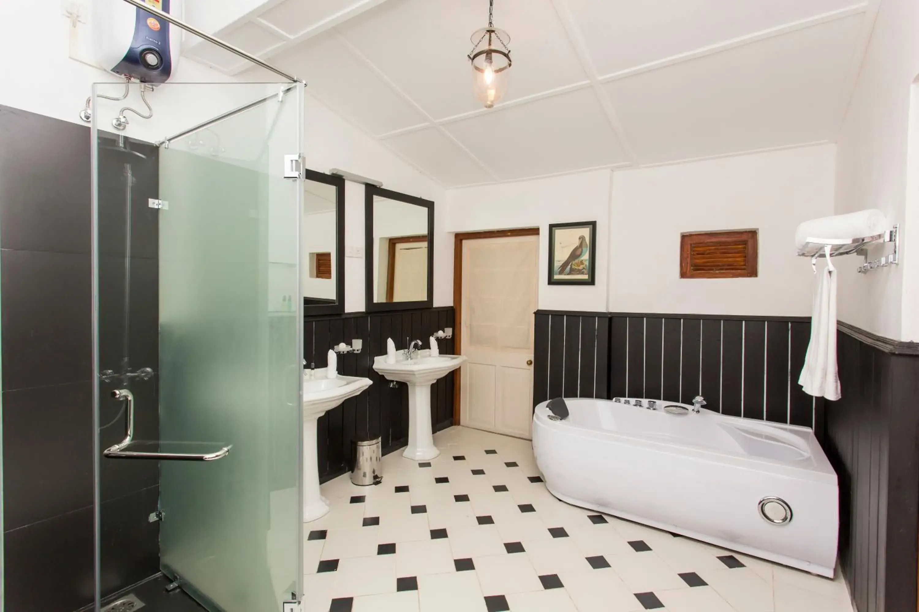 Bathroom in Mountbatten Bungalow