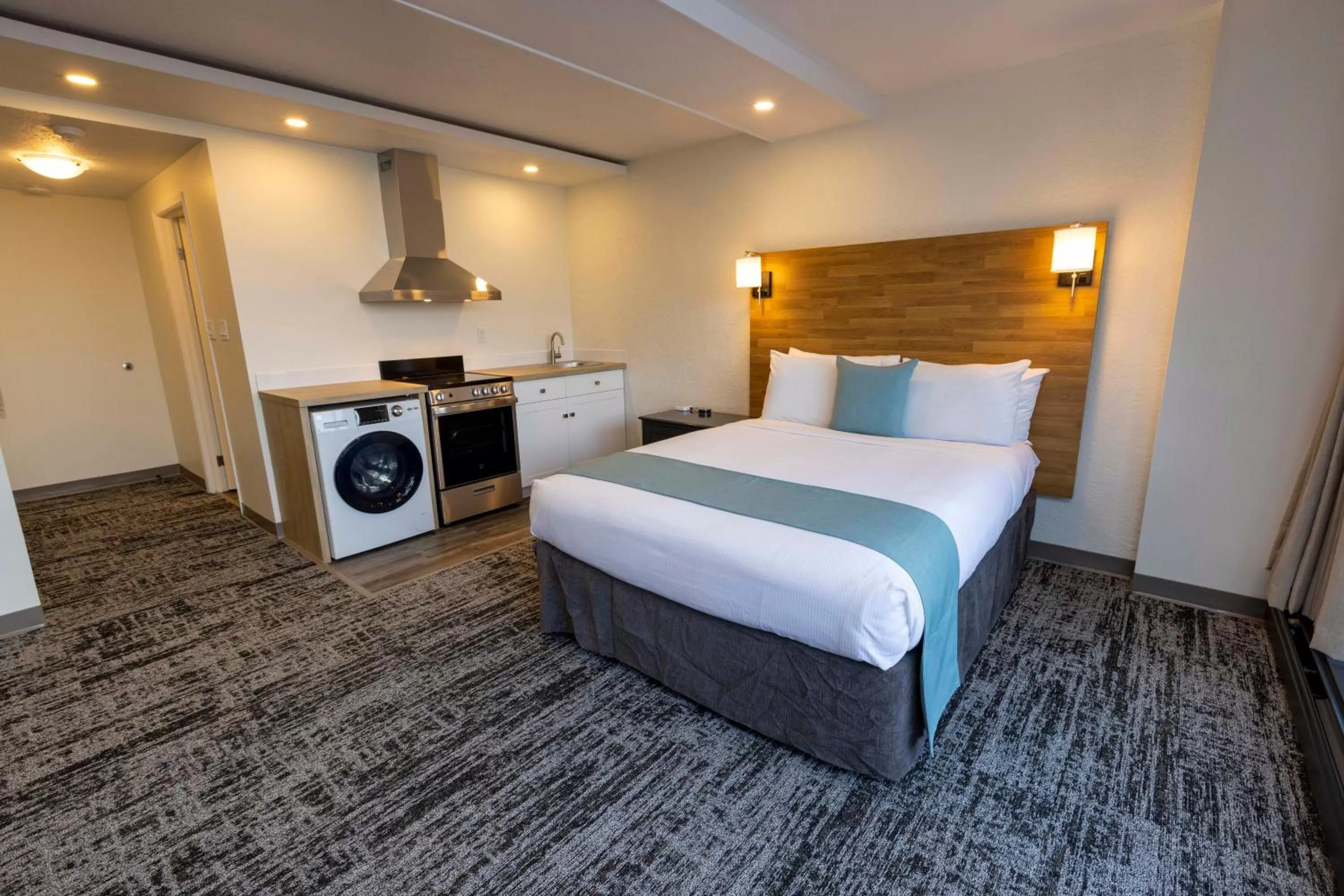 Bed in Highliner Hotel