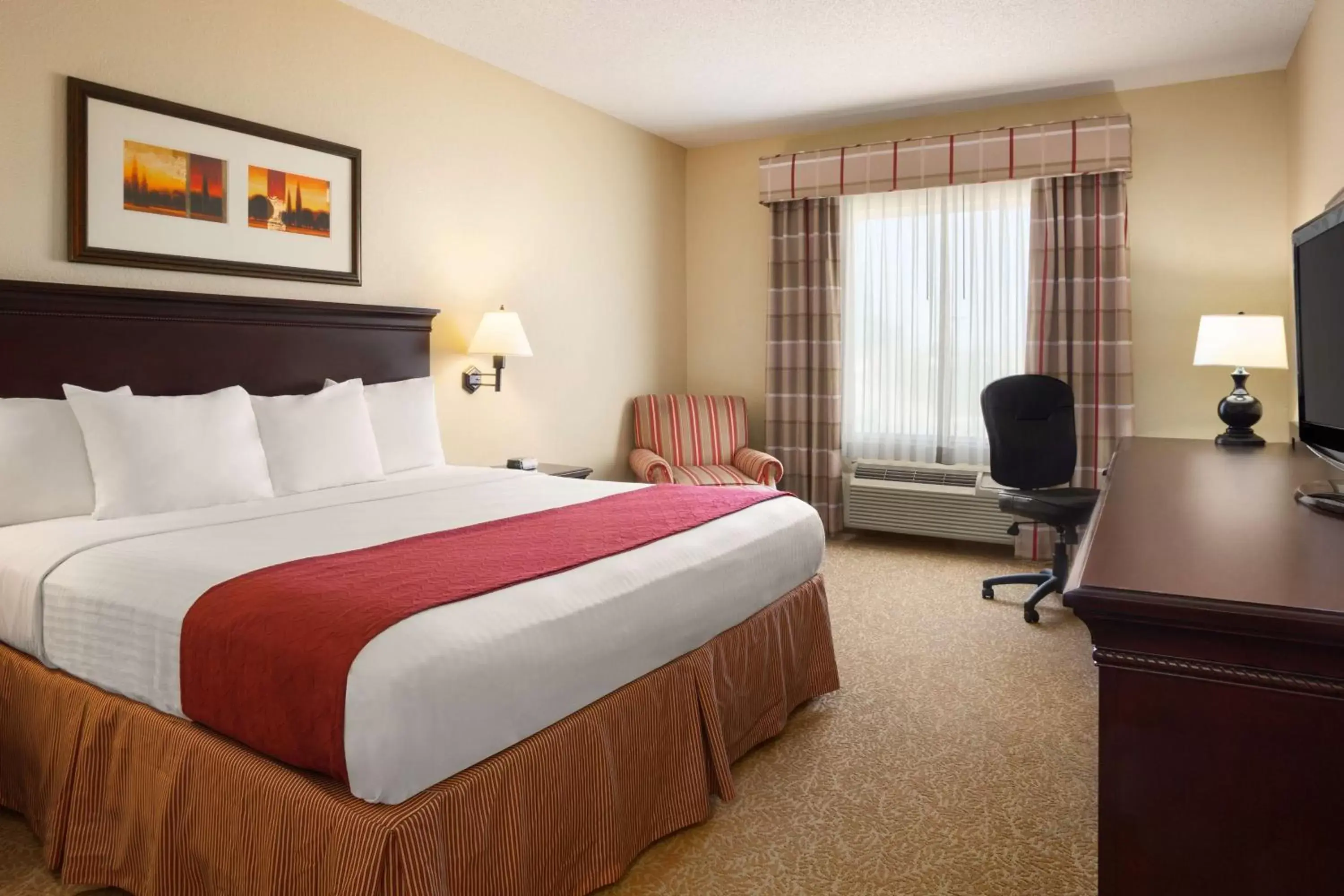 Photo of the whole room, Bed in Country Inn & Suites by Radisson, Albany, GA