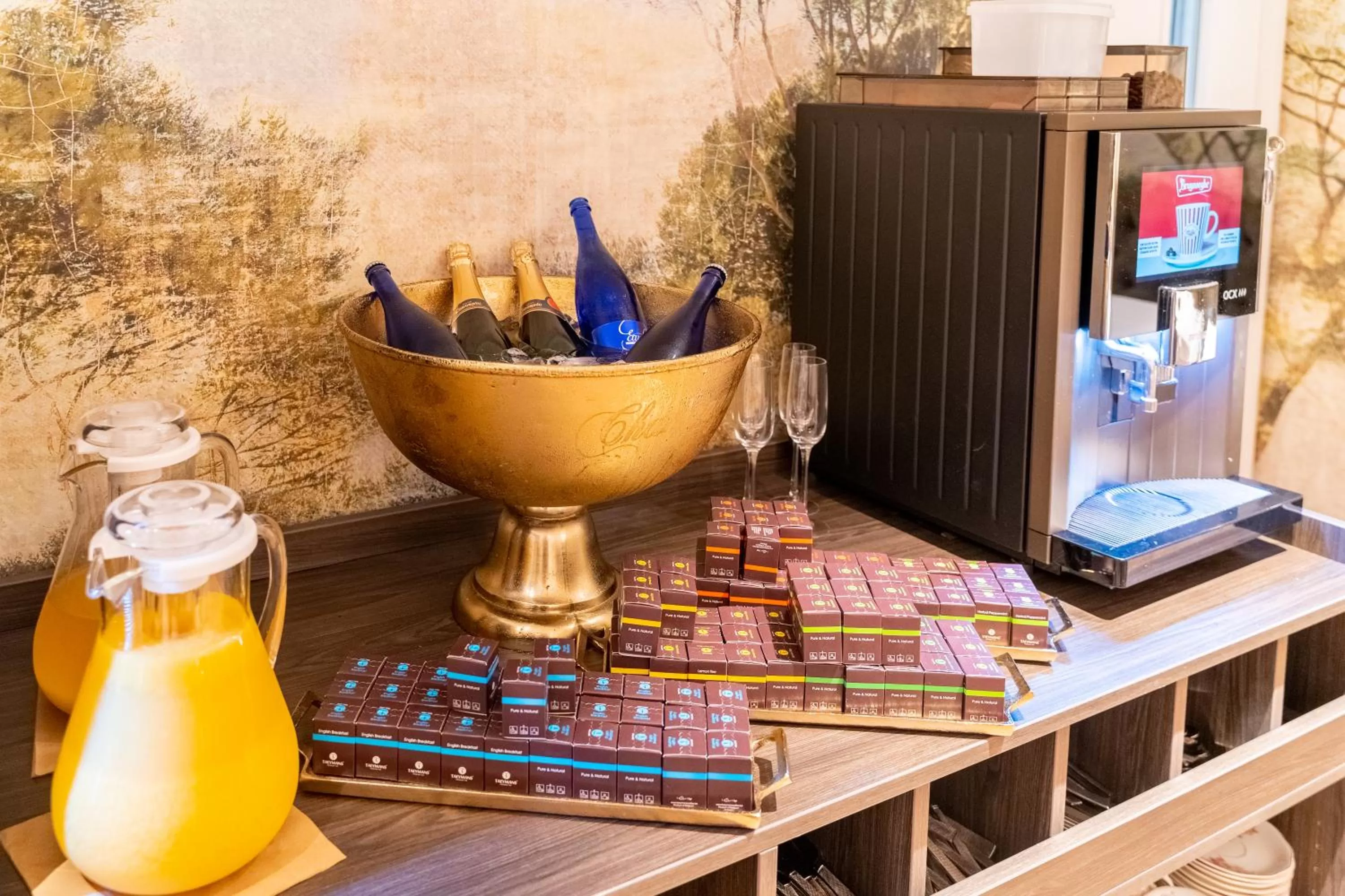 Buffet breakfast in Grand Hotel Normandy by CW Hotel Collection