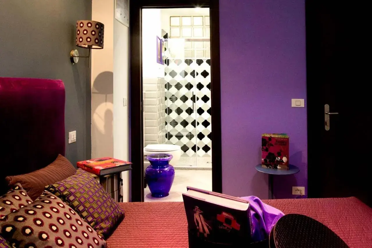 Bedroom, Seating Area in Hotel Bologna