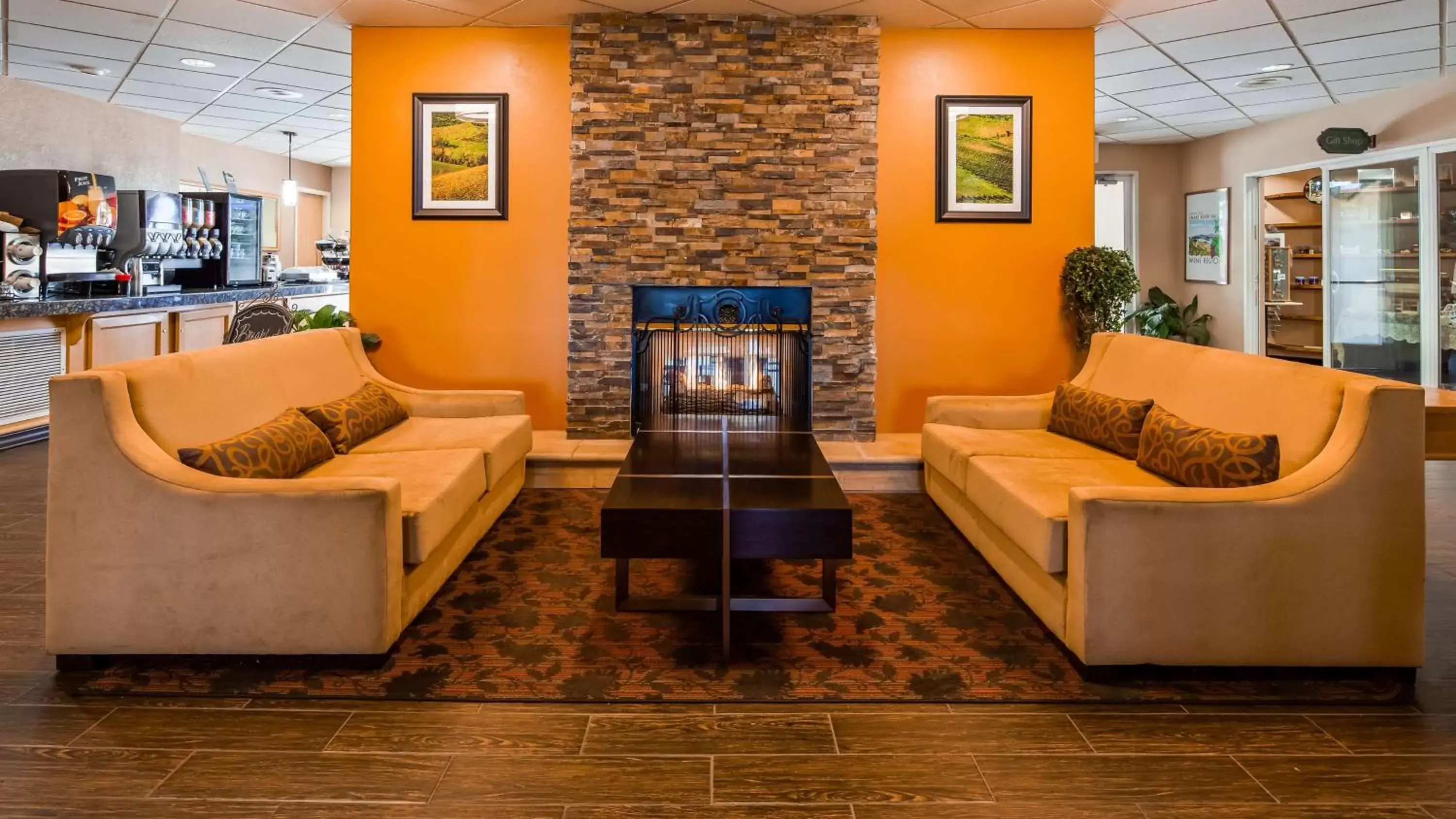 Lobby or reception, Seating Area in Best Western Plus Caldwell Inn & Suites