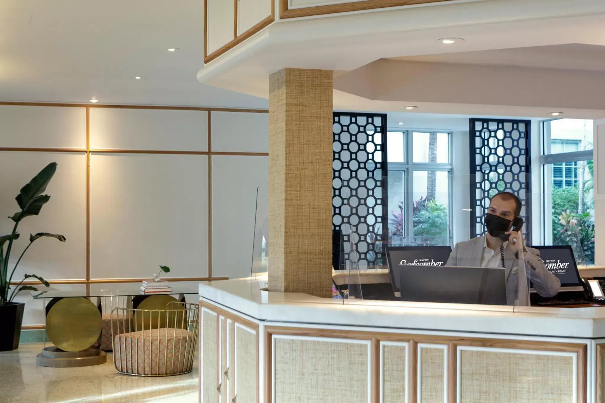 Property building, Lobby/Reception in Kimpton Surfcomber Hotel, an IHG Hotel