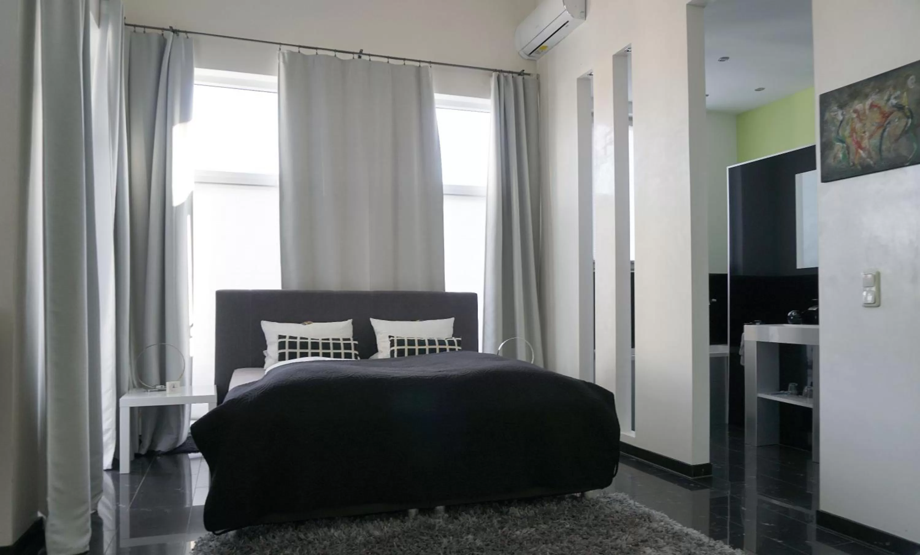 Bedroom, Bed in Hotel Come In