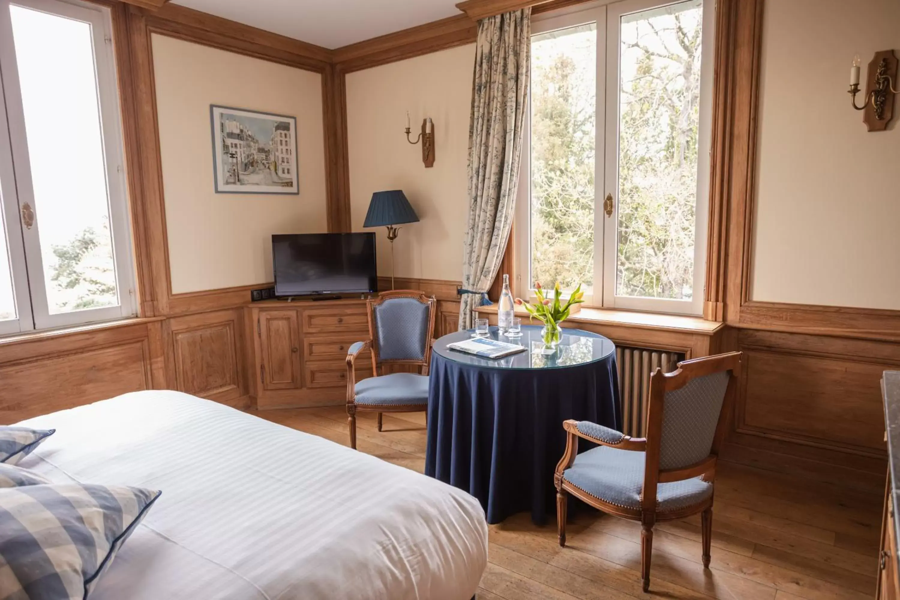 Bedroom, Seating Area in Le Manoir des Impressionnistes - Bord de Mer