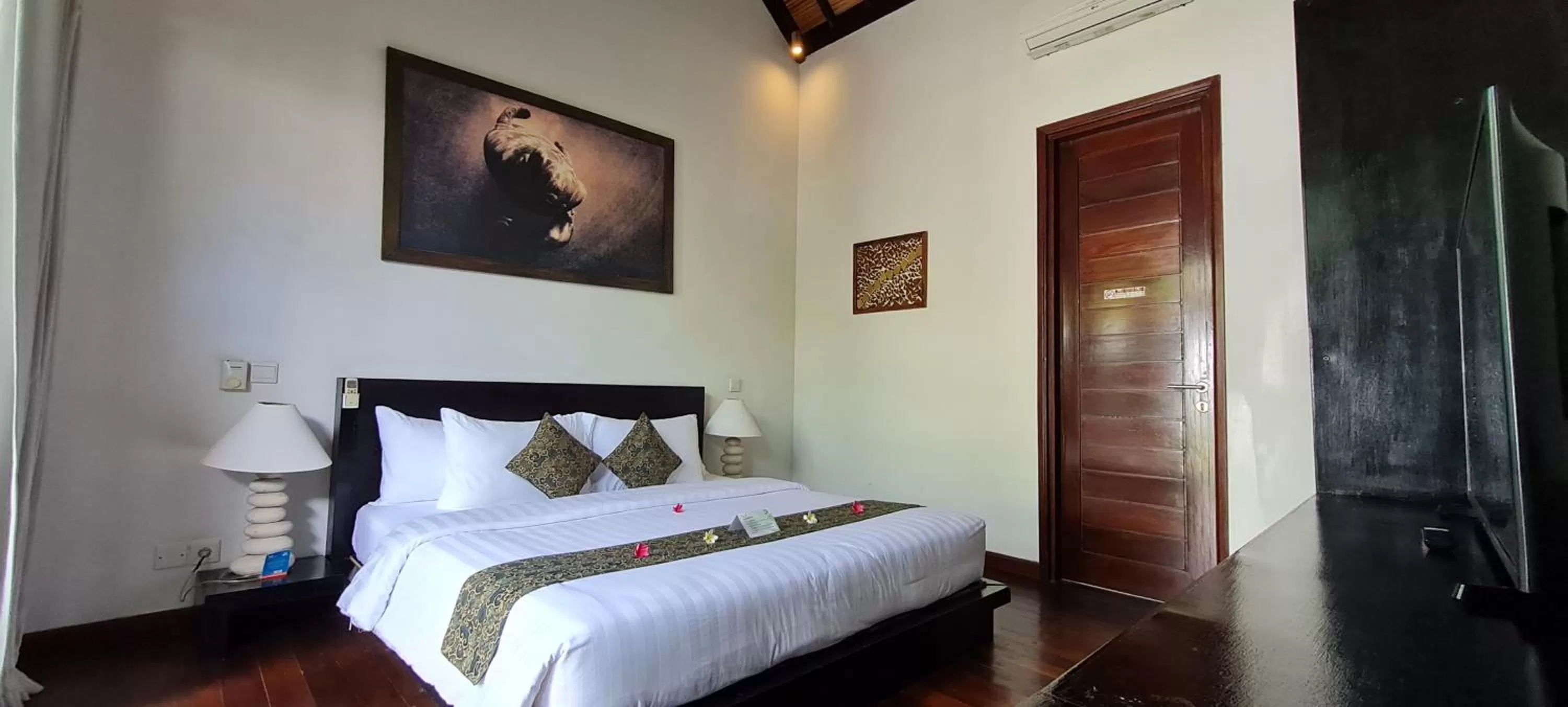 Bedroom, Bed in The Trawangan Resort