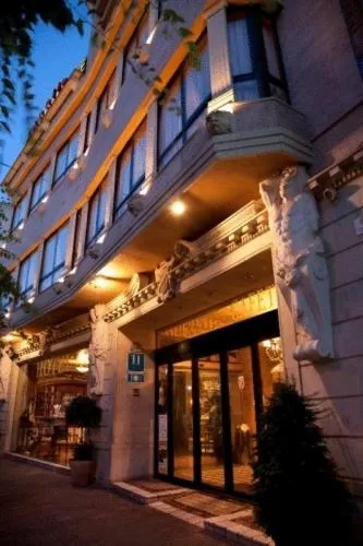 Property building in Hotel Juanito