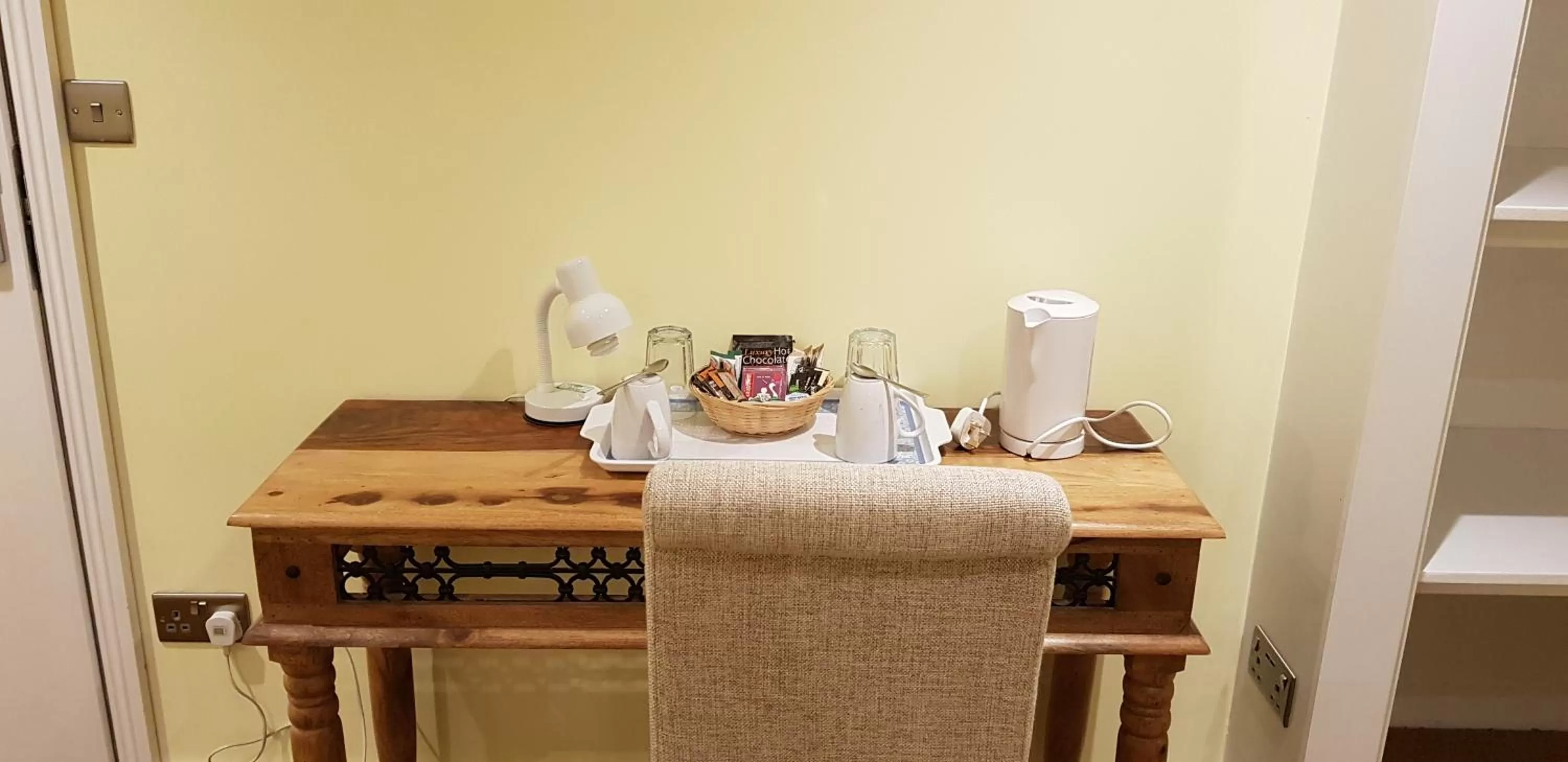 Drinks in Amsterdam Hotel Brighton Seafront