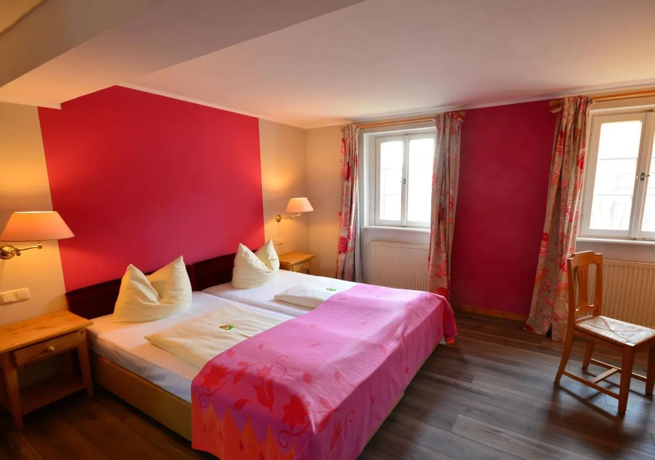 Photo of the whole room, Bed in Landhotel Schloss Buttenheim