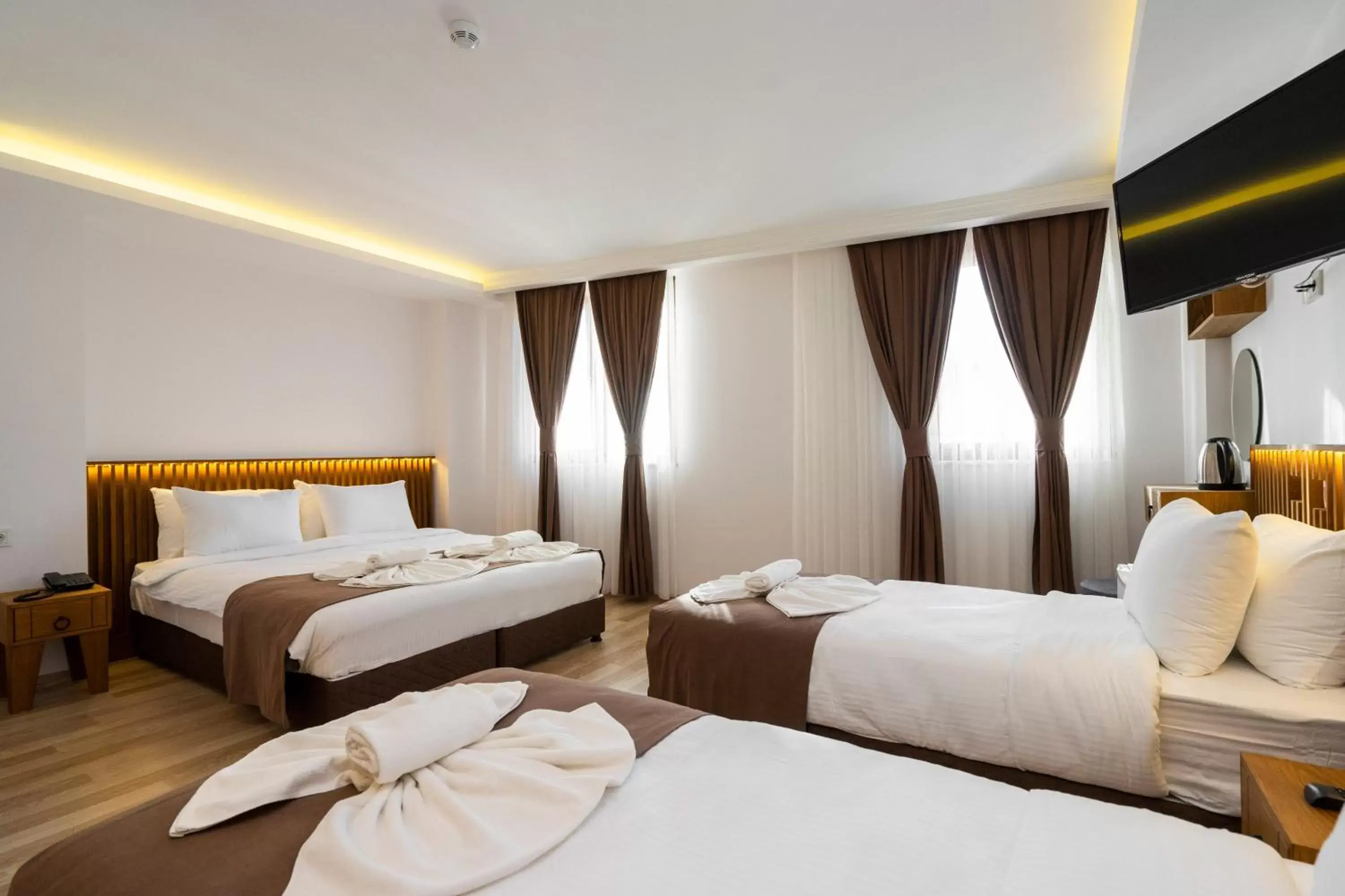 Bed in Castillo Rojo Hotel Istanbul