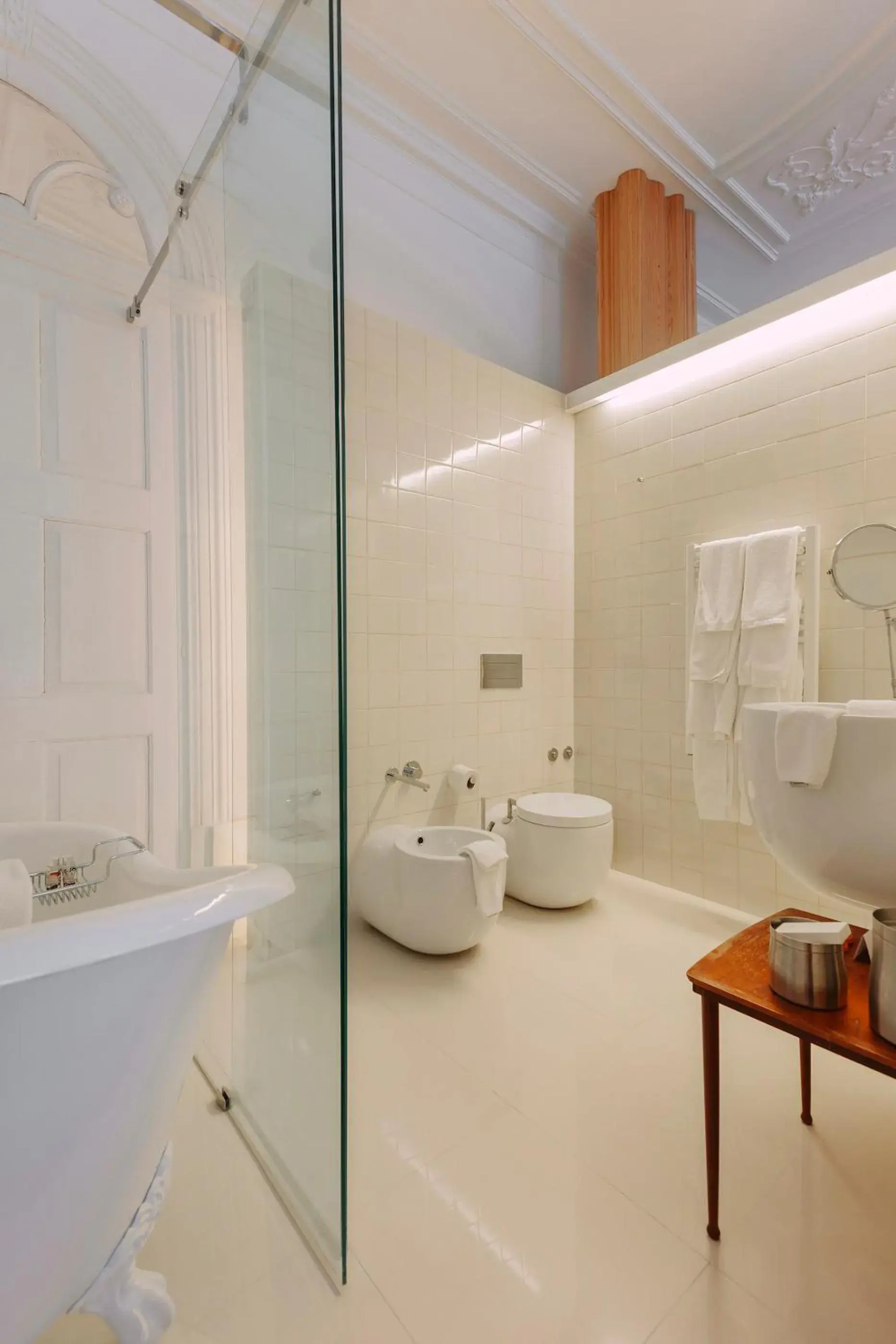 Shower, Bathroom in Rosa Et Al Townhouse