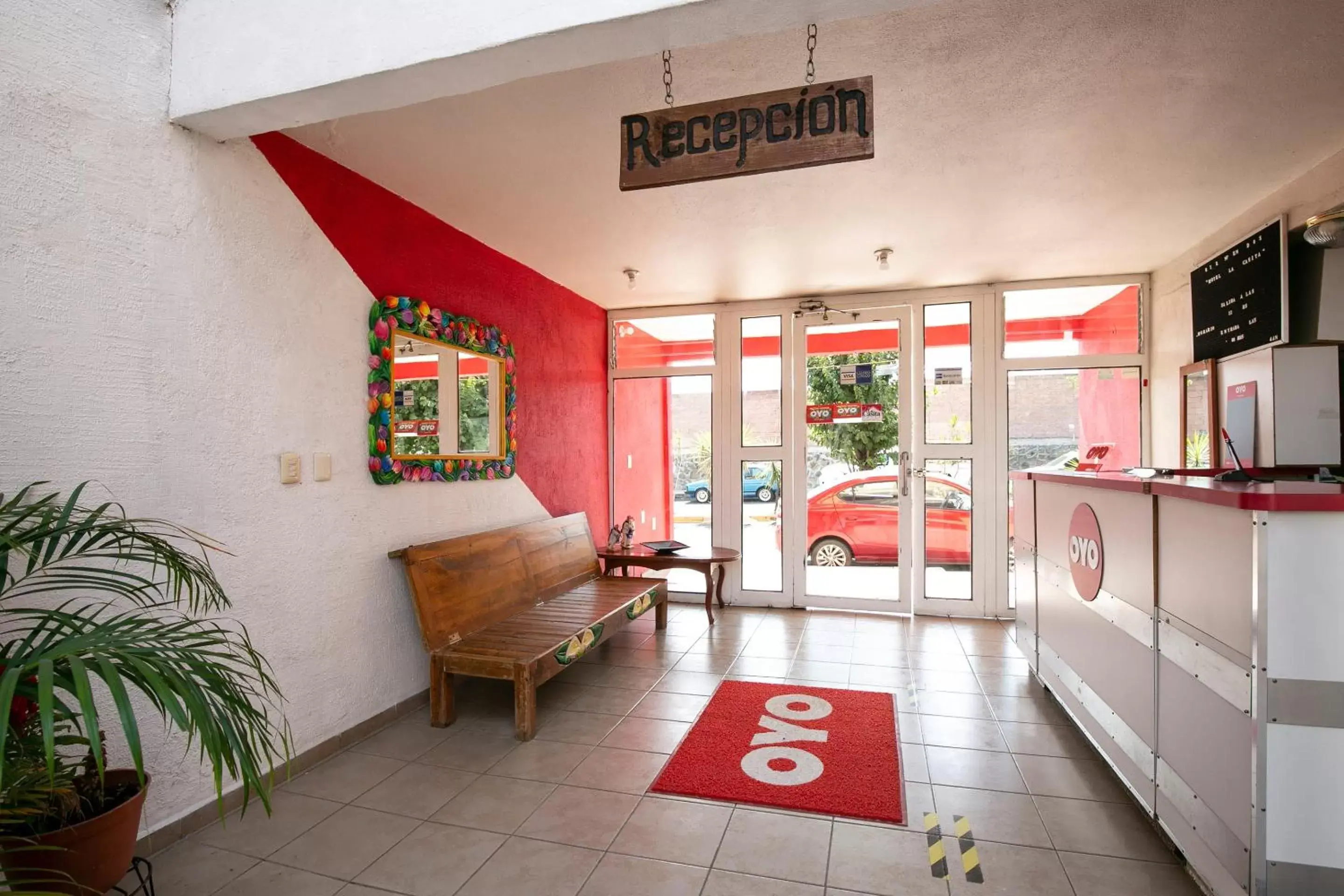 Lobby or reception, Lobby/Reception in OYO La Casita