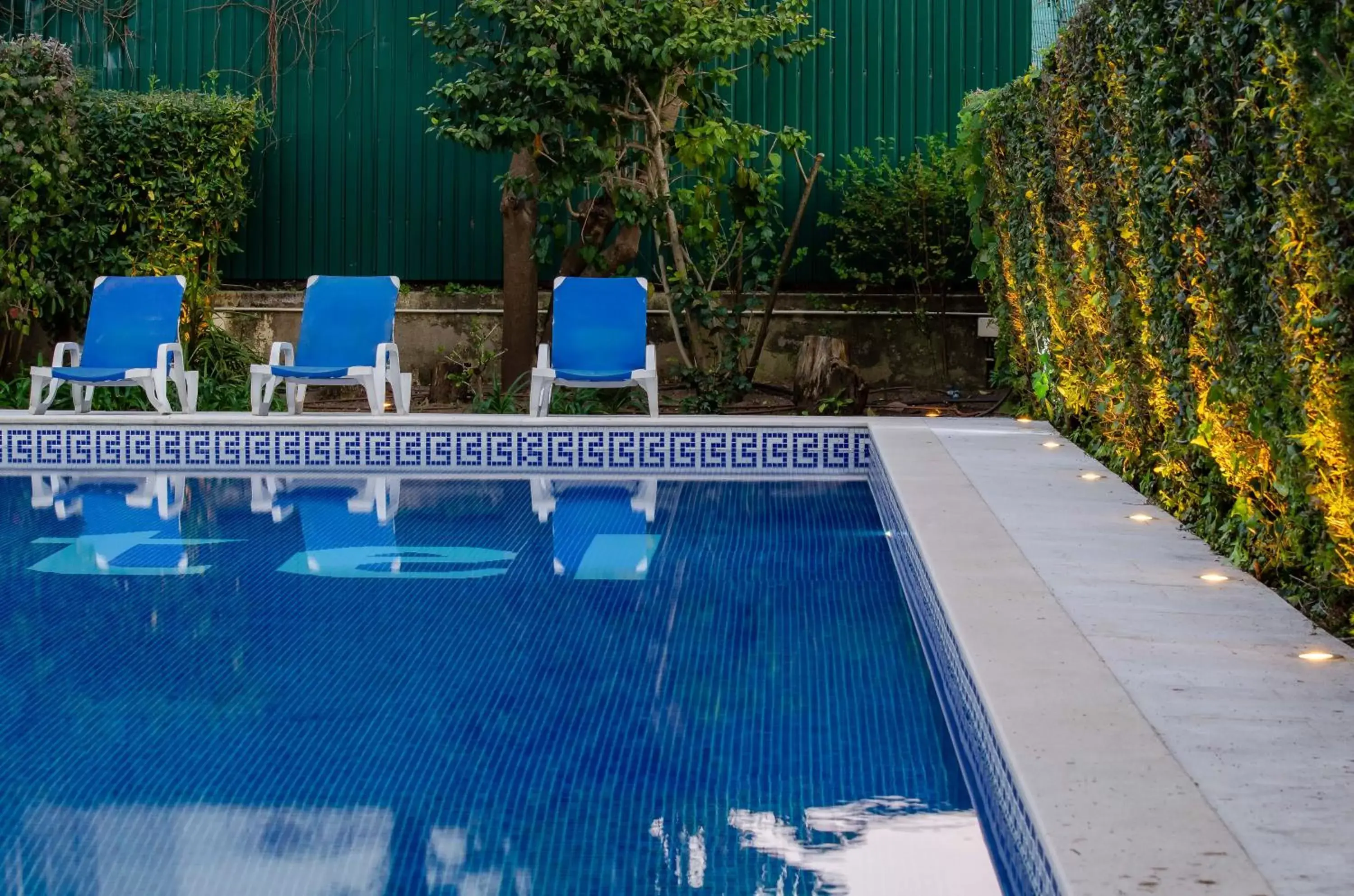 Swimming Pool in Hotel Lido