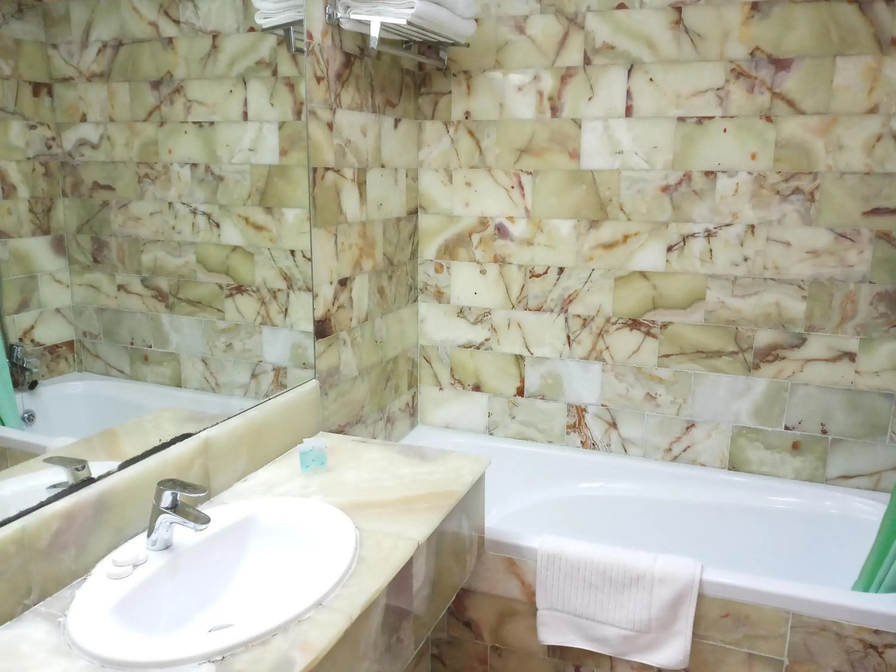 Bathroom in Oriental Palace Hotel