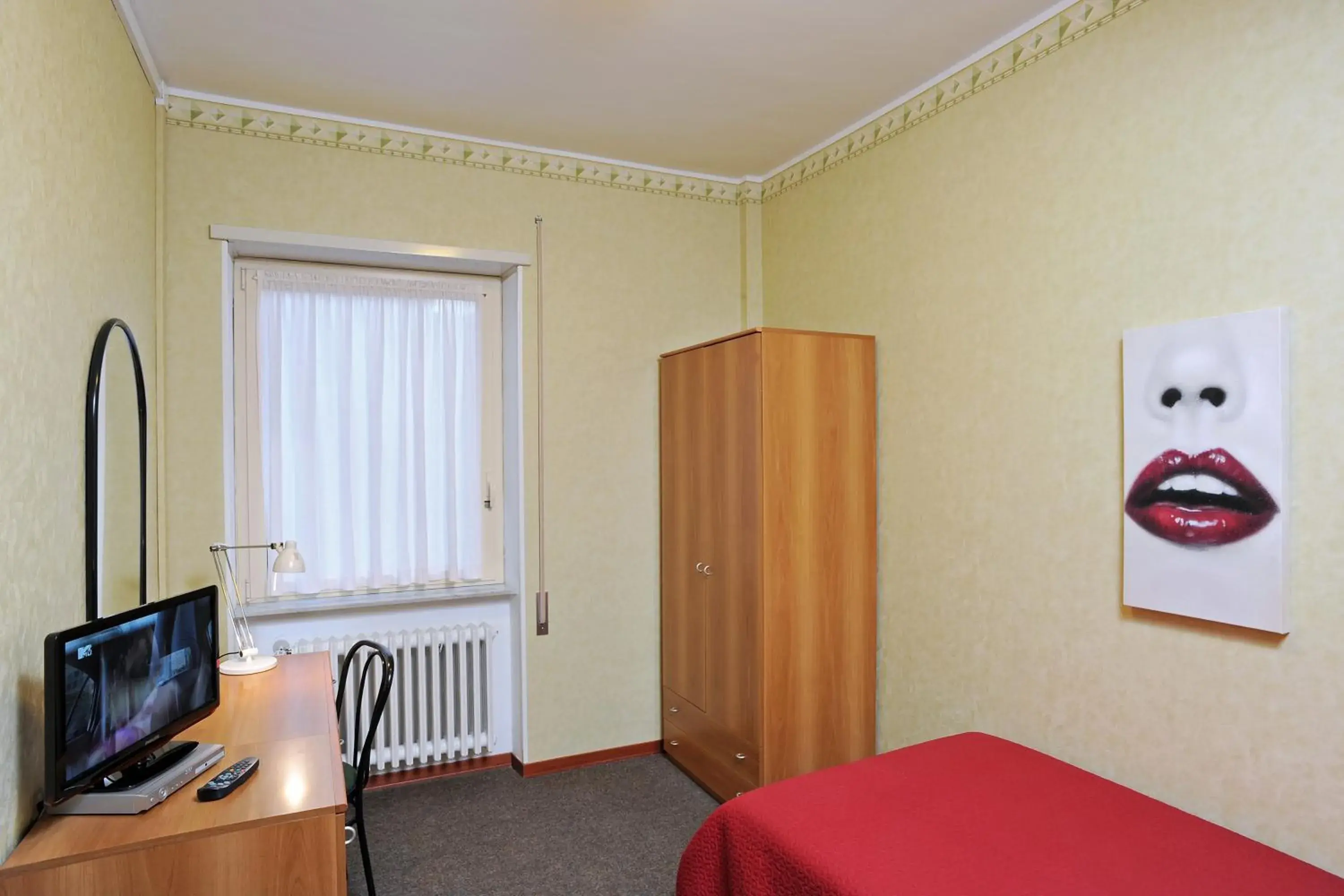 Single Room in Tuscia Hotel