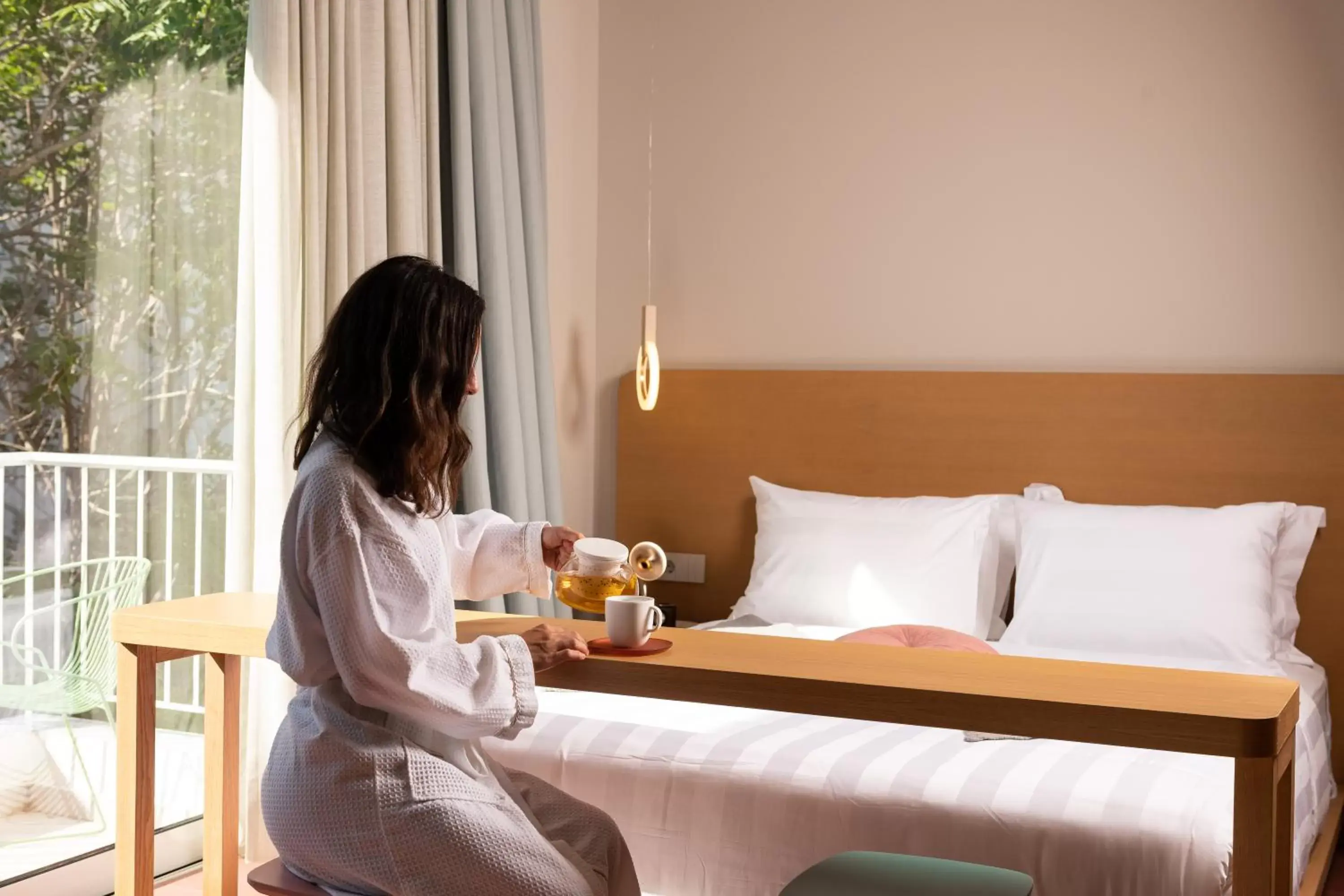Coffee/tea facilities, Bed in Alkima Athens Hotel
