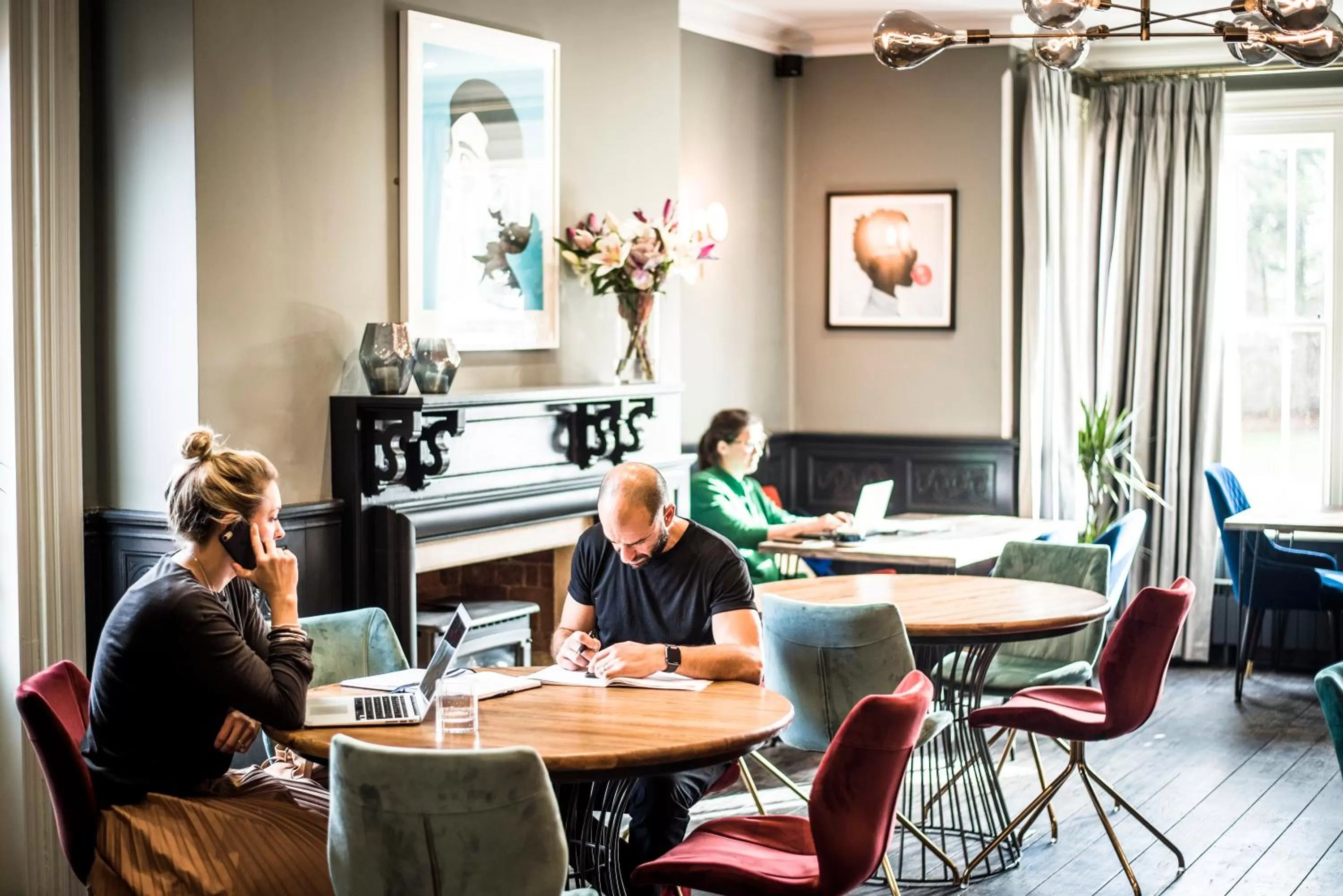 Restaurant/places to eat in The Lodge Duxford