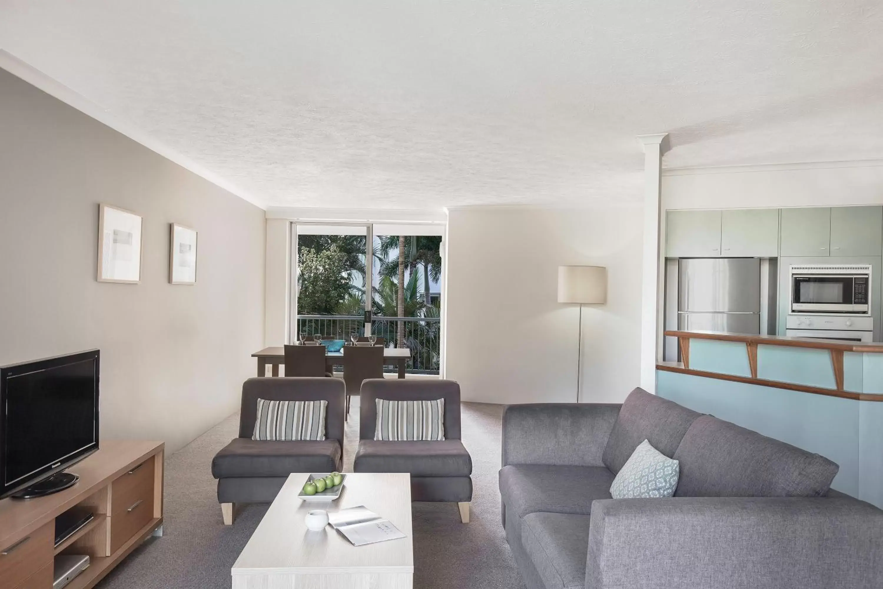 Balcony/Terrace, Seating Area in BreakFree Diamond Beach