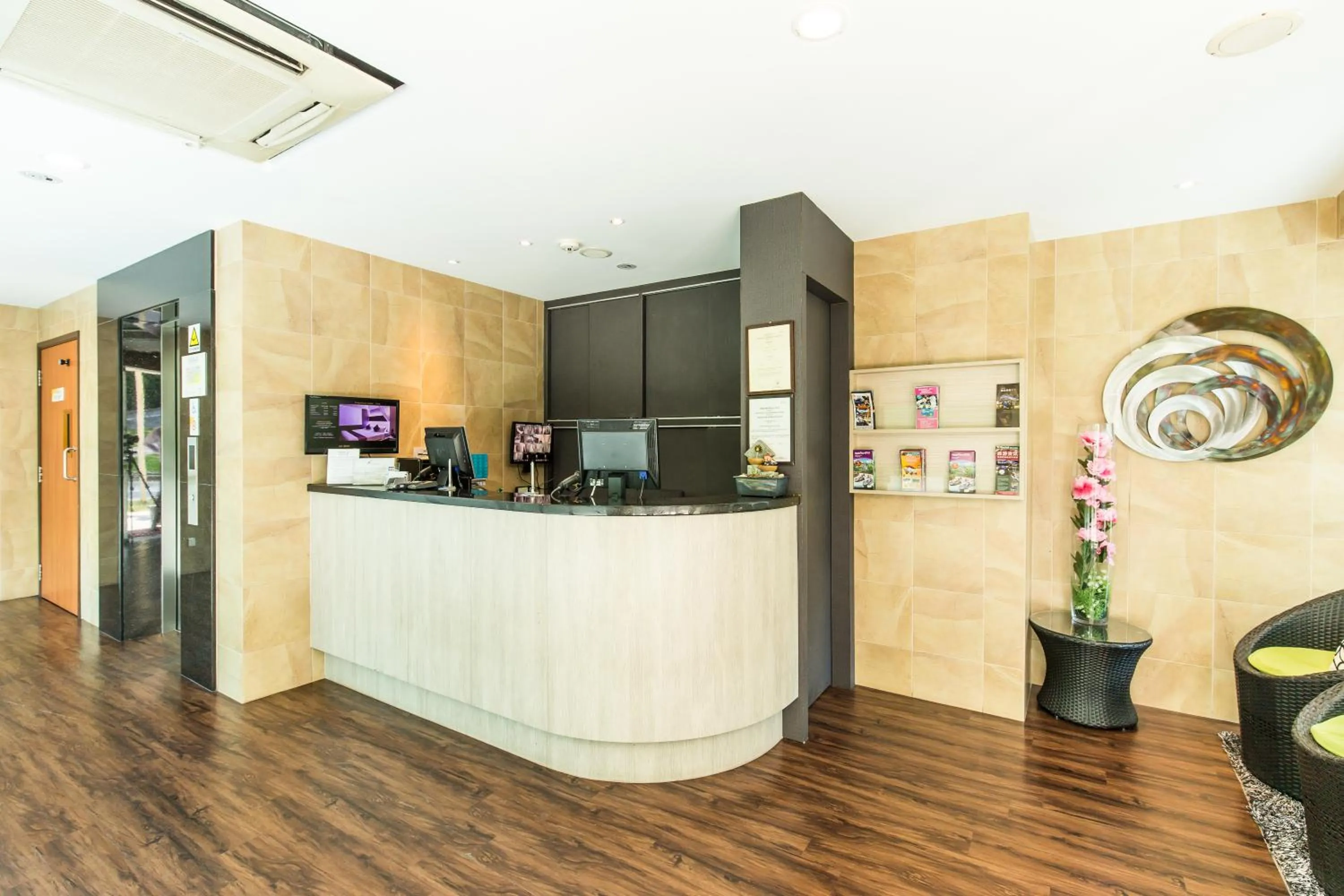 Lobby or reception in Fragrance Hotel - Viva